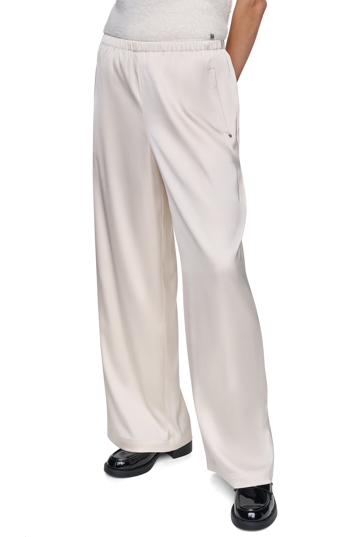 HIGH-RISE SATIN PULL-ON PANT VIEW 2