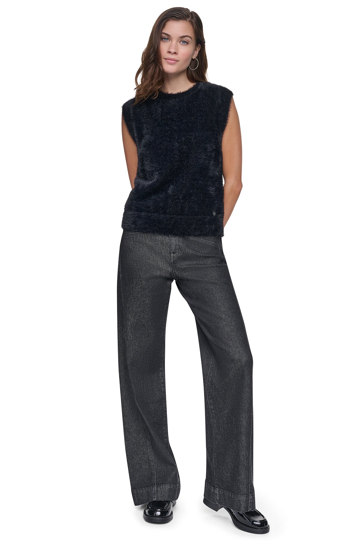 SLEEVLESS BRUSHED SWEATER VEST VIEW 2