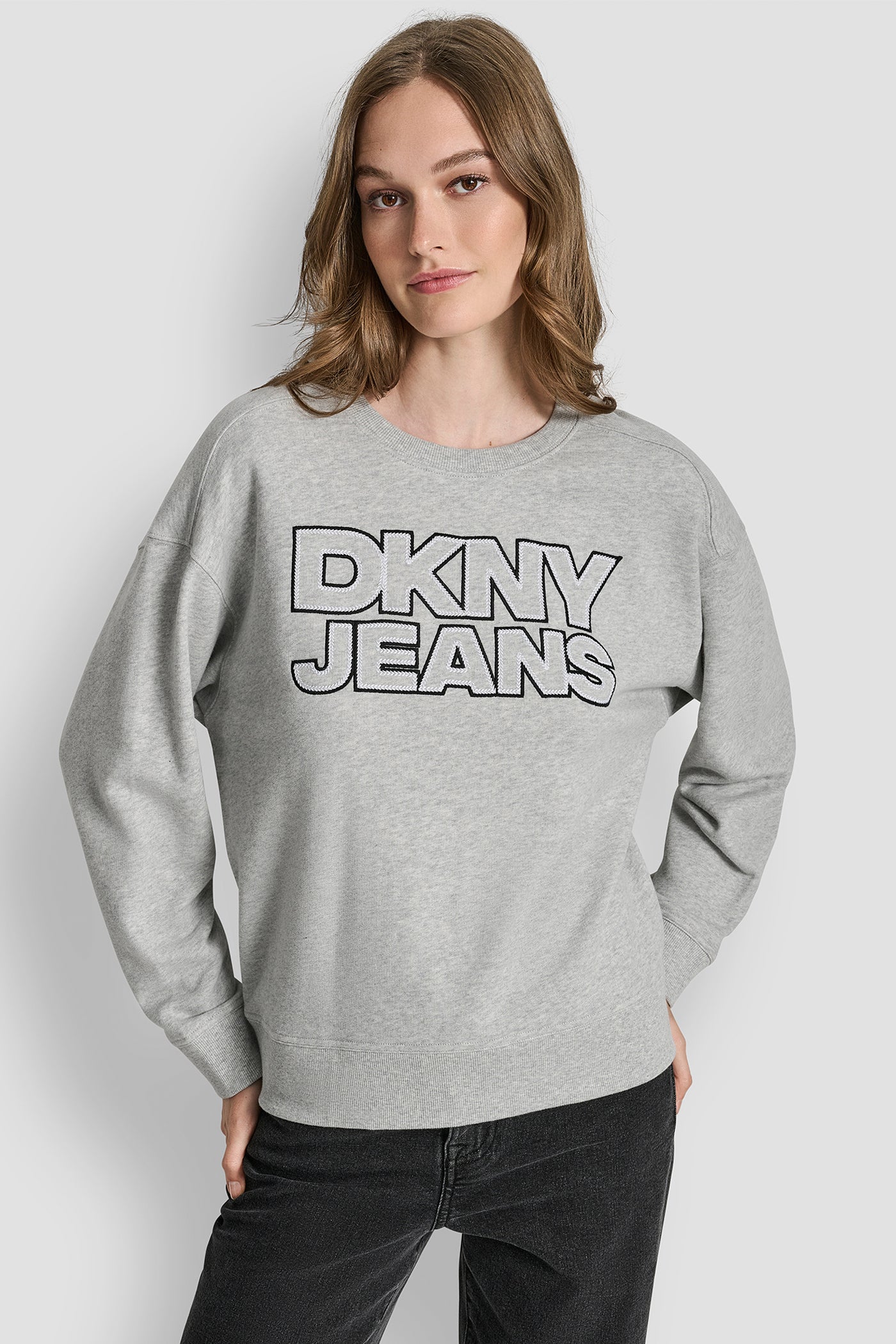 SKY GREY HEATHER/BLACK DKNY JEANS CHAINSTITCH OUTLINE LOGO CREW NECK SWEATSHIRT, FRONT VIEW | DKNY Promo