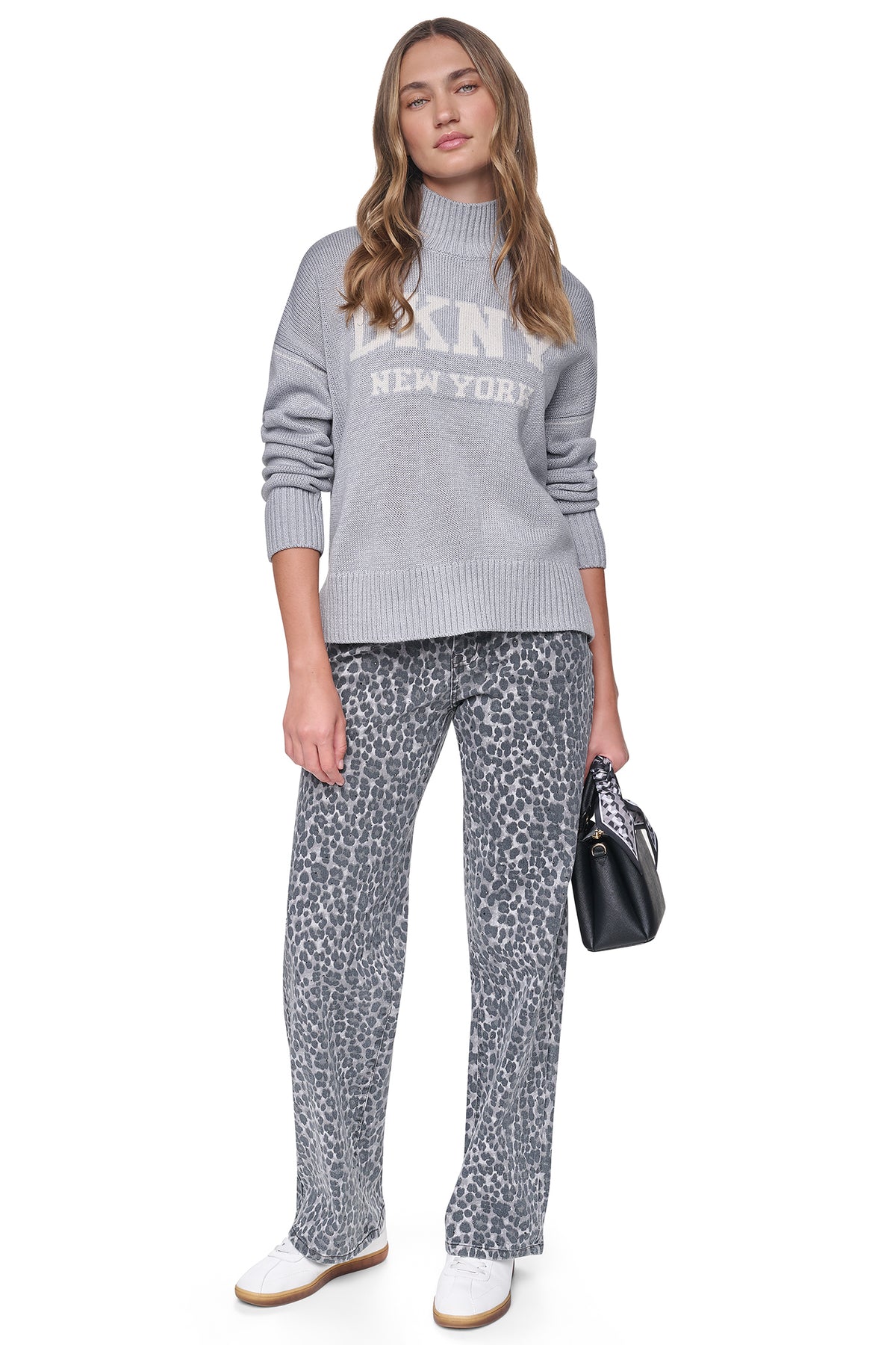 METALLIC LOGO TURTLENECK SWEATER VIEW 2