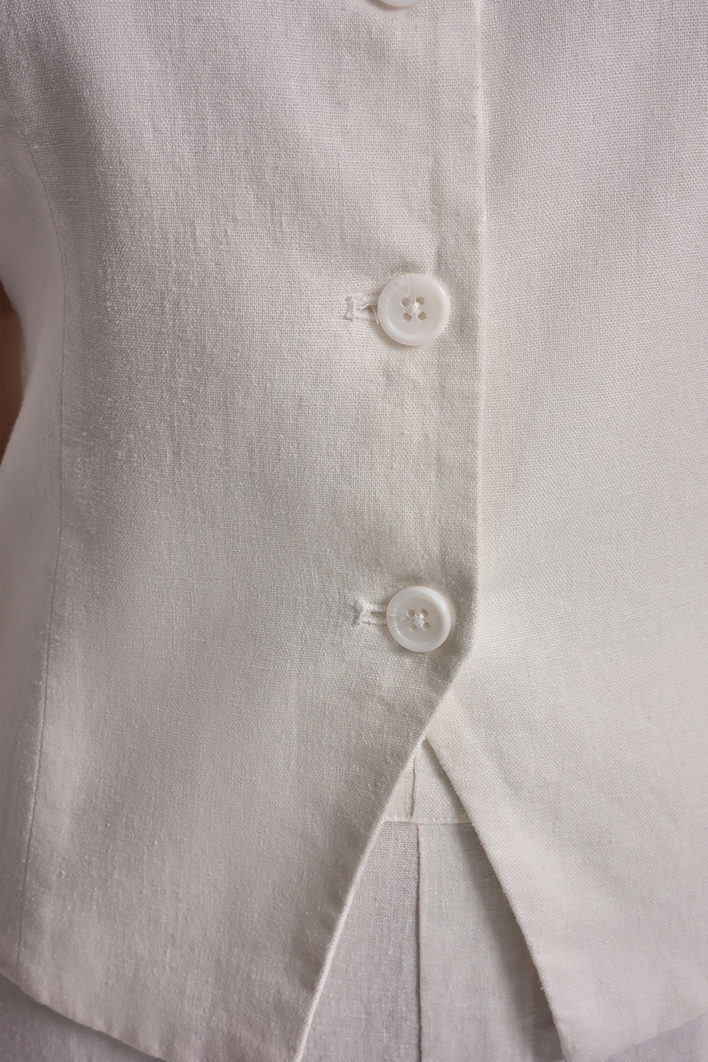 LINEN BUTTON-FRONT VEST VIEW 6 | NEW NEUTRALS