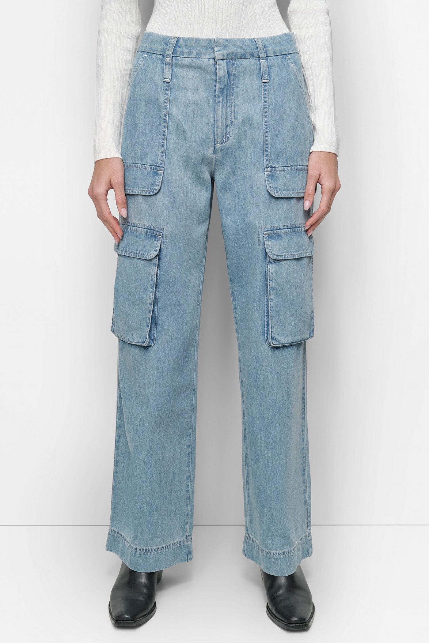 ROOFTOP HIGH RISE FRONT CARGO RELAXED STRAIGHT, FRONT VIEW | Denim Destination