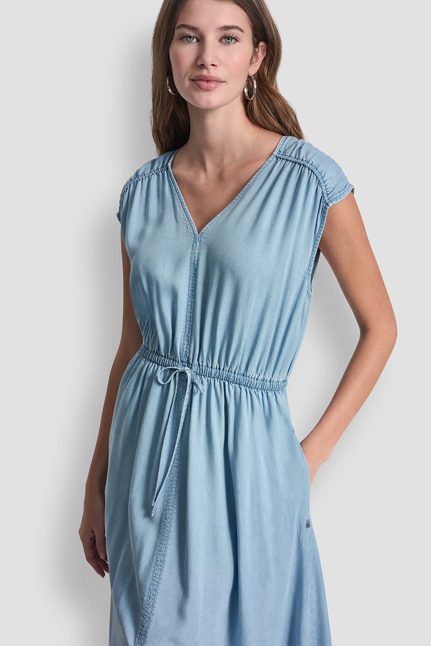 RUCHED V-NECK DRESS WITH TIE WAIST VIEW 4 | Clothing