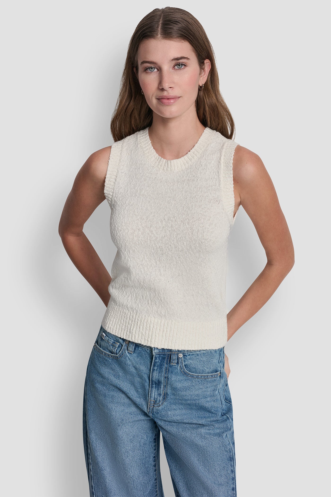 CREW NECK SLEEVELESS SWEATER VIEW 4 | The Vacation Edit