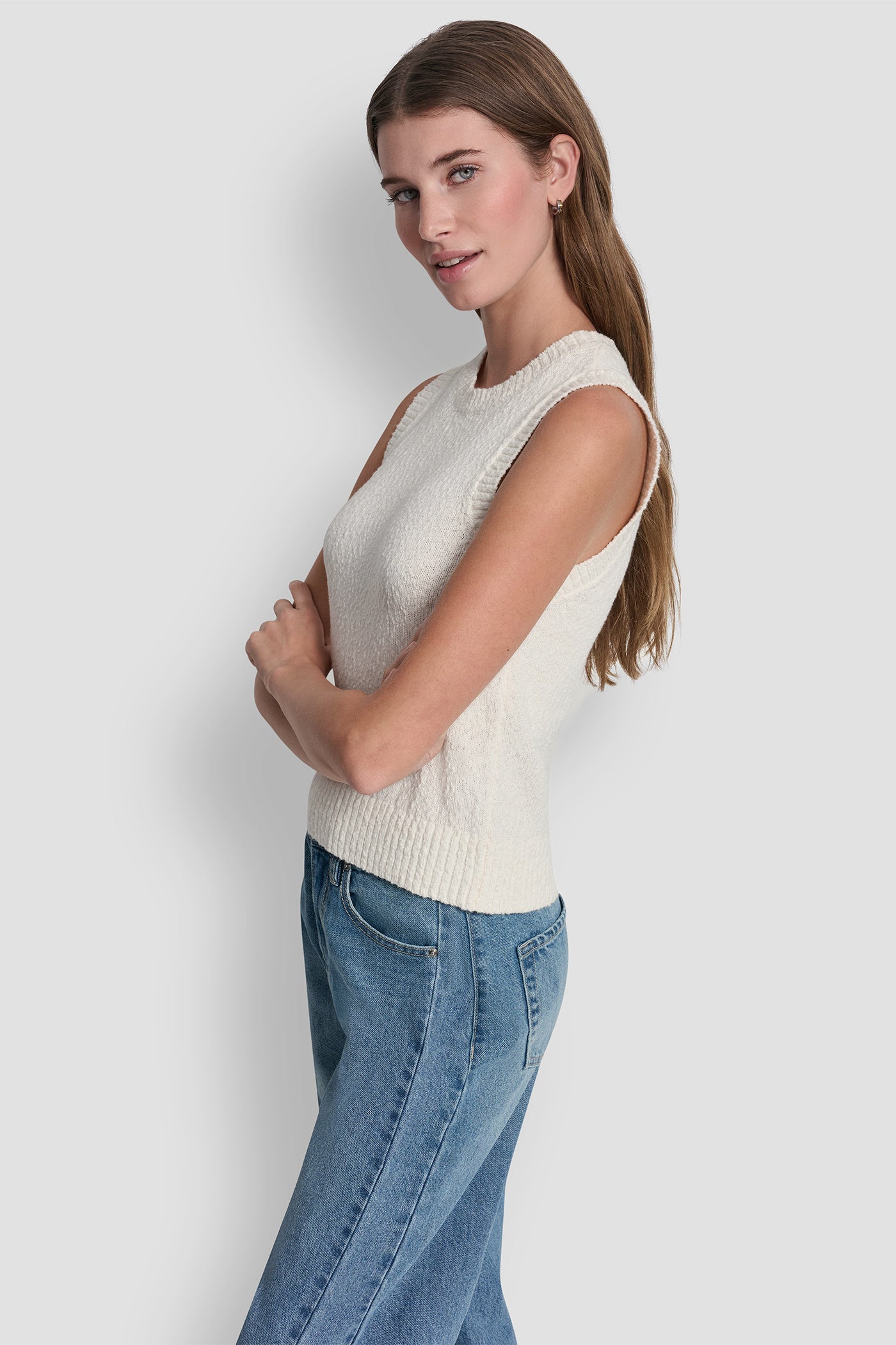 CREW NECK SLEEVELESS SWEATER VIEW 3 | The Vacation Edit