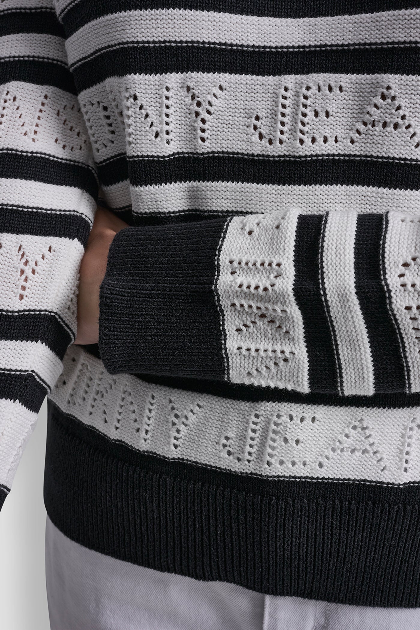 LOGO POINTELLE STRIPED SWEATER VIEW 7 | Clothing