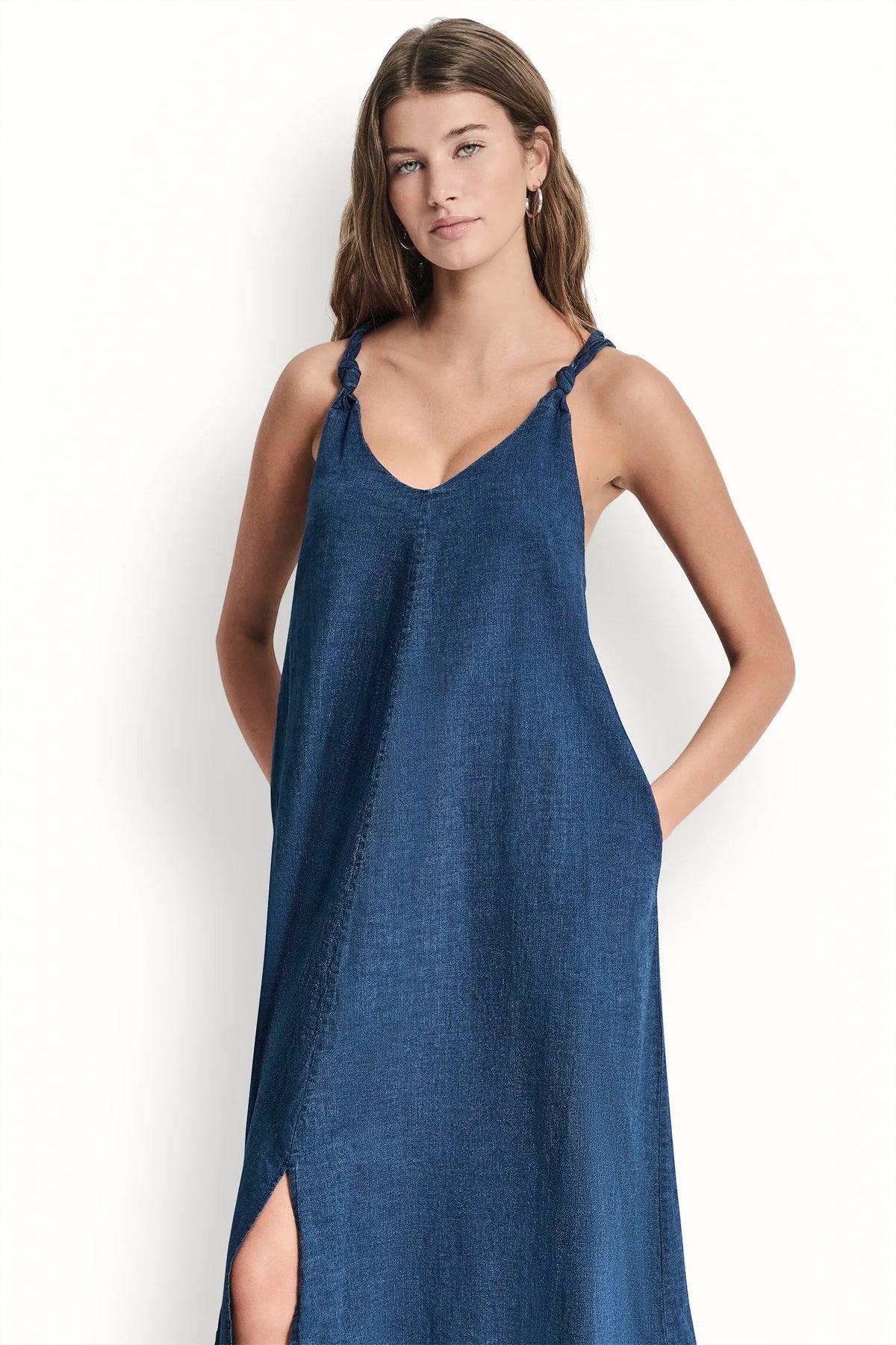 KNOTTED STRAP V-NECK MAXI DRESS VIEW 2