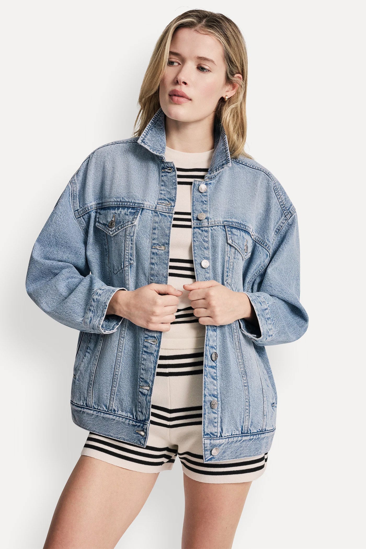 OVERSIZED TRUCKER JACKET VIEW 6