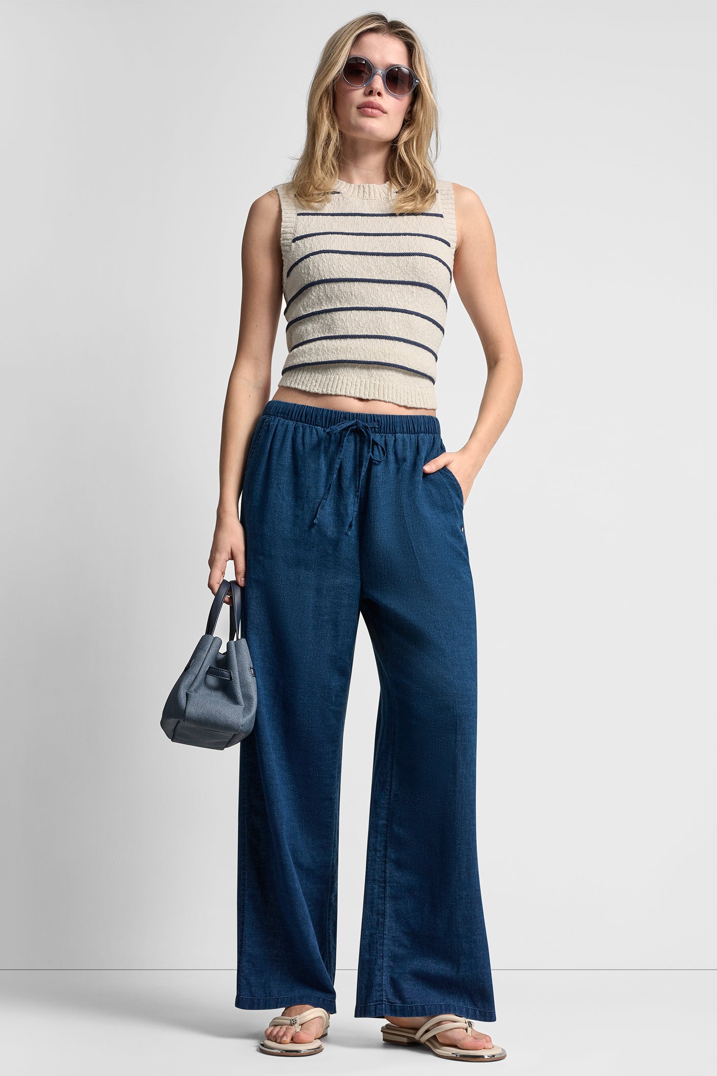HIGH-WAIST PULL-ON PANT VIEW 6 | Pants & Denim
