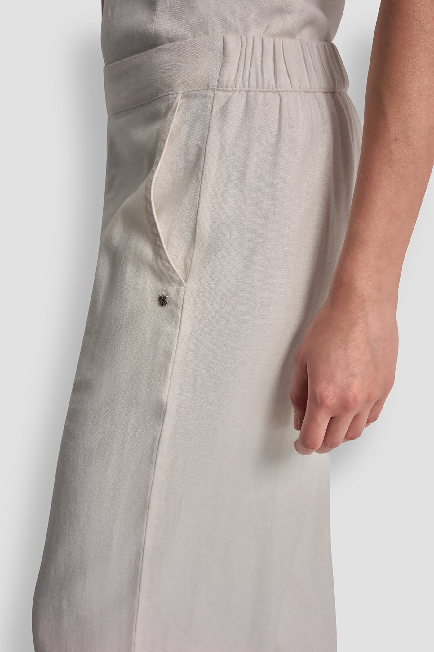 LINEN-BLEND PANT VIEW 6 | The Vacation Edit