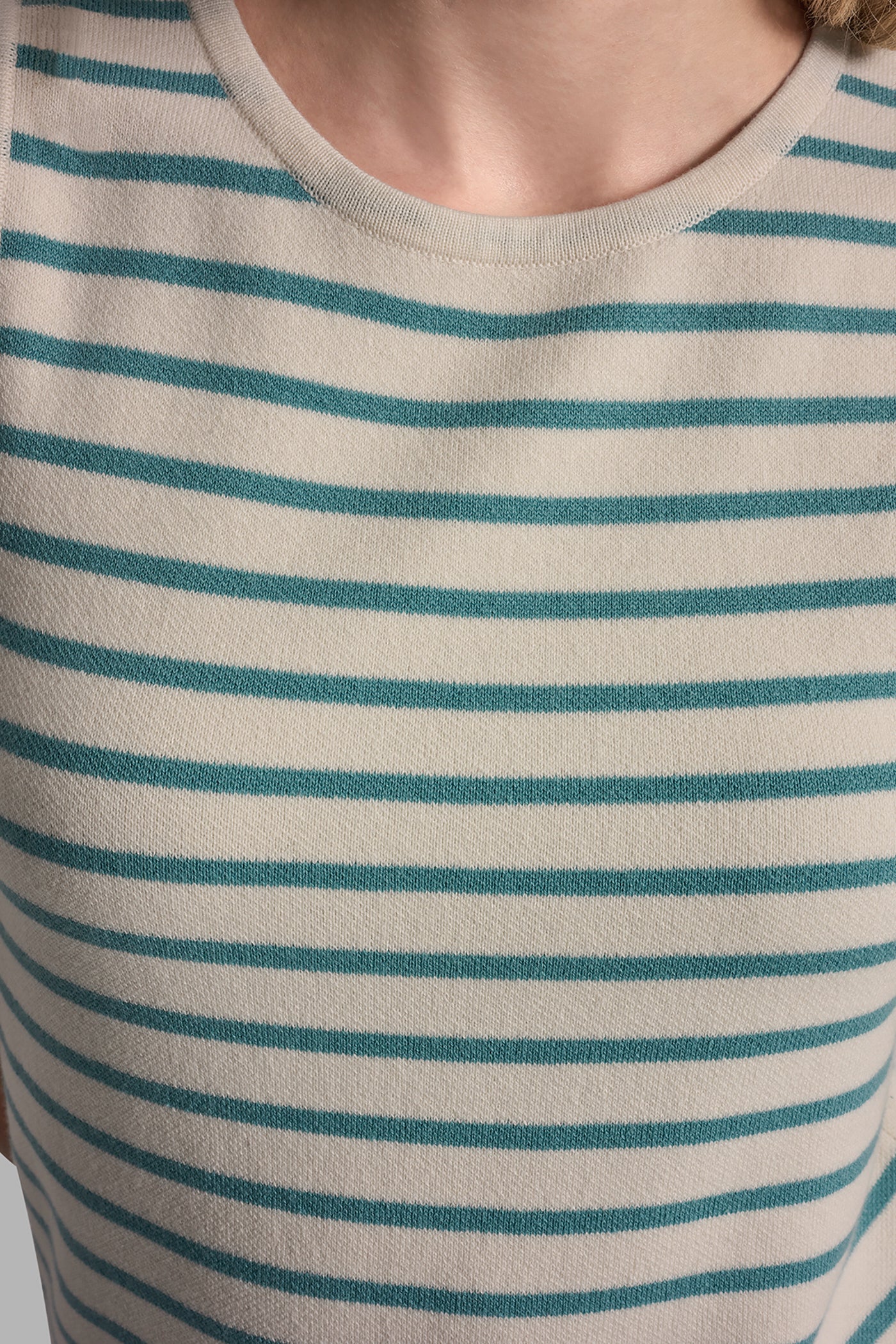 SLEEVELESS STRIPED SWEATER VIEW 6 | SPRING 2026