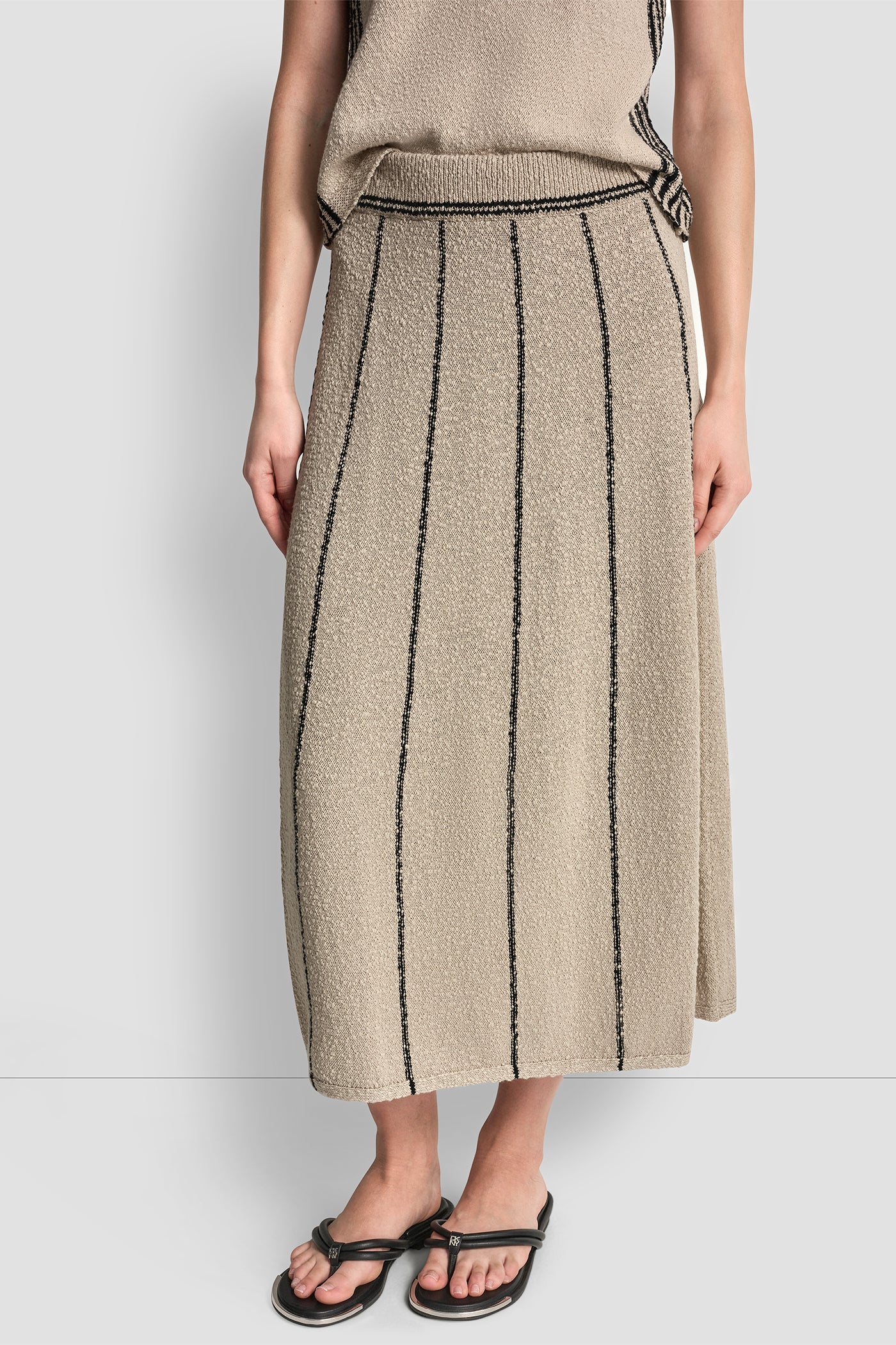 PULL-ON MAXI SKIRT WITH STRIPE DETAIL VIEW 4 | NEW NEUTRALS