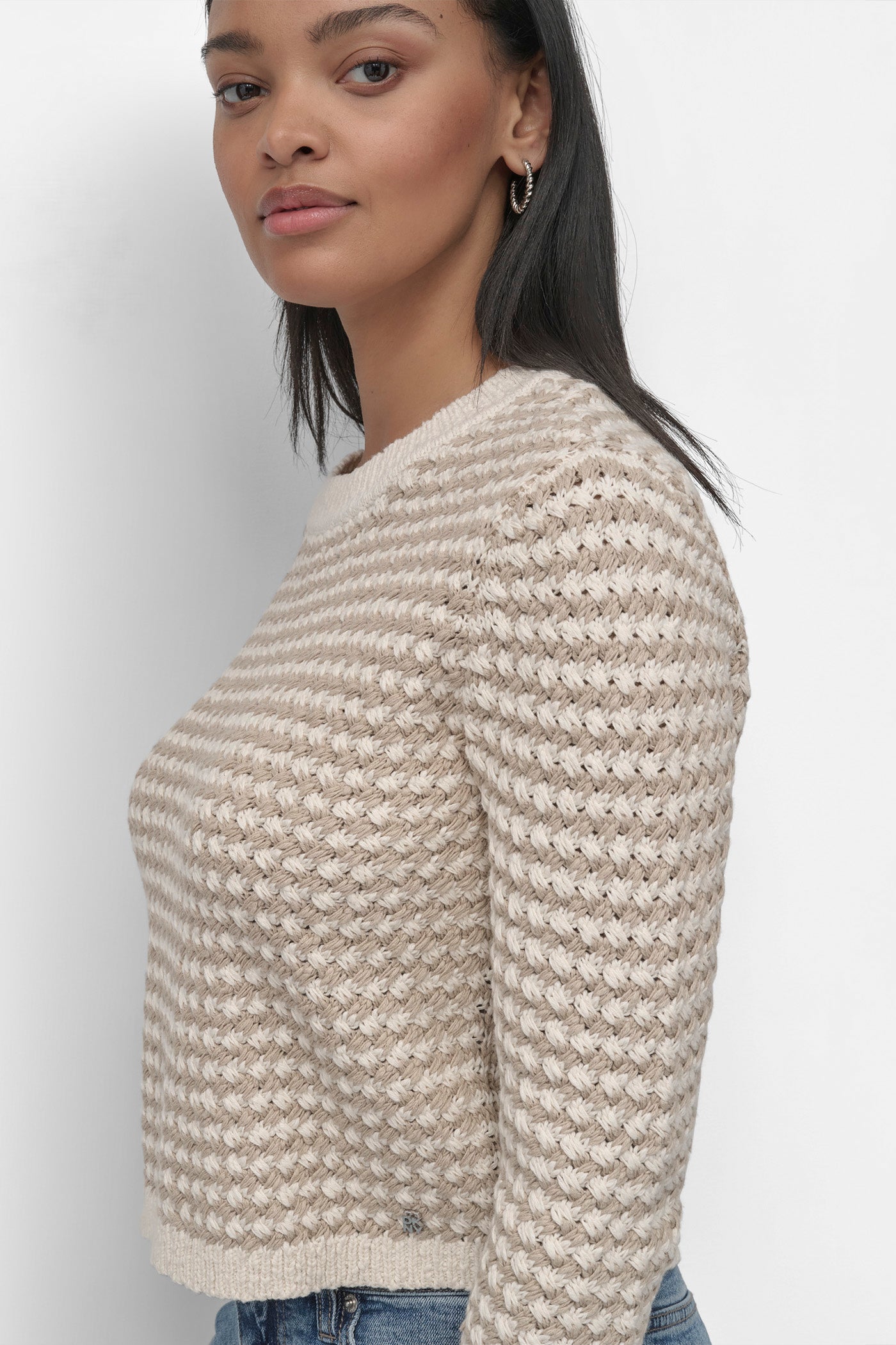 CREW NECK CHUNKY STITCH TOP VIEW 5
