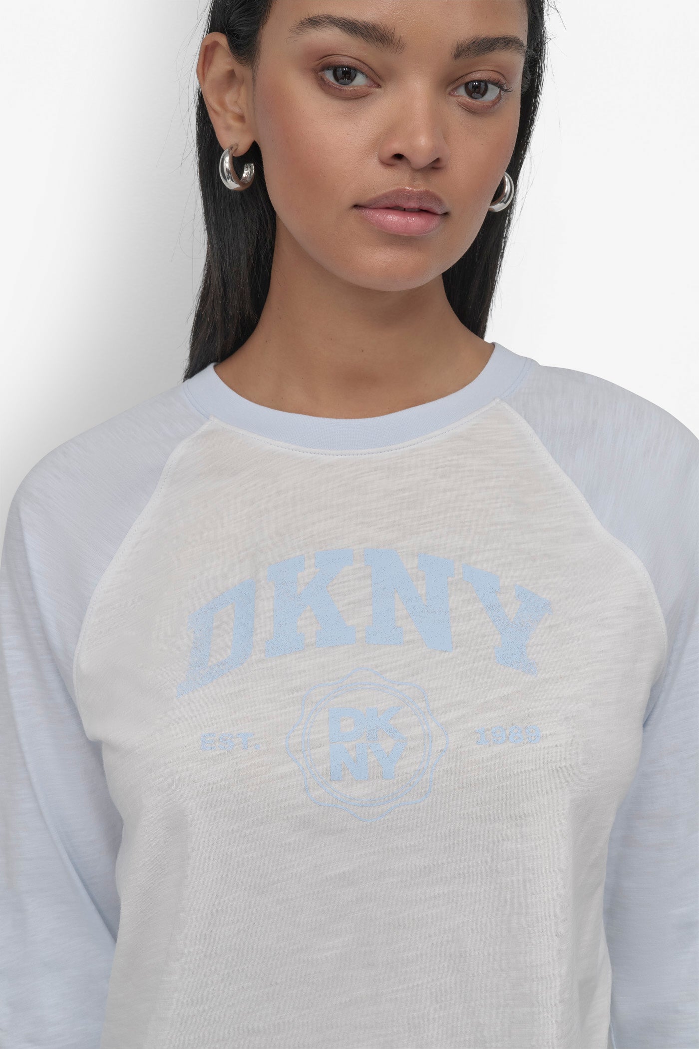 ARCHED NEW YORK  LOGO RAGLAN LONG SLEEVE TEE VIEW 4