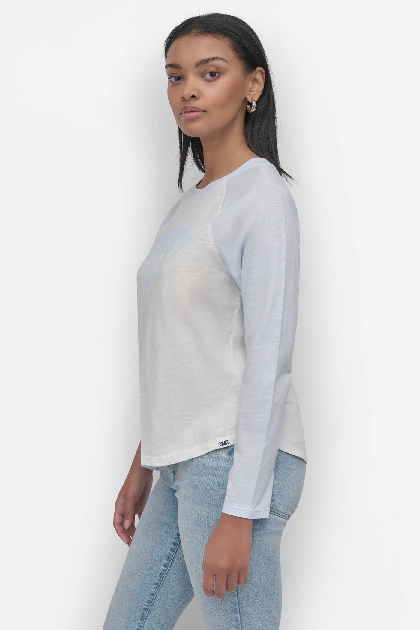 ARCHED NEW YORK  LOGO RAGLAN LONG SLEEVE TEE VIEW 3