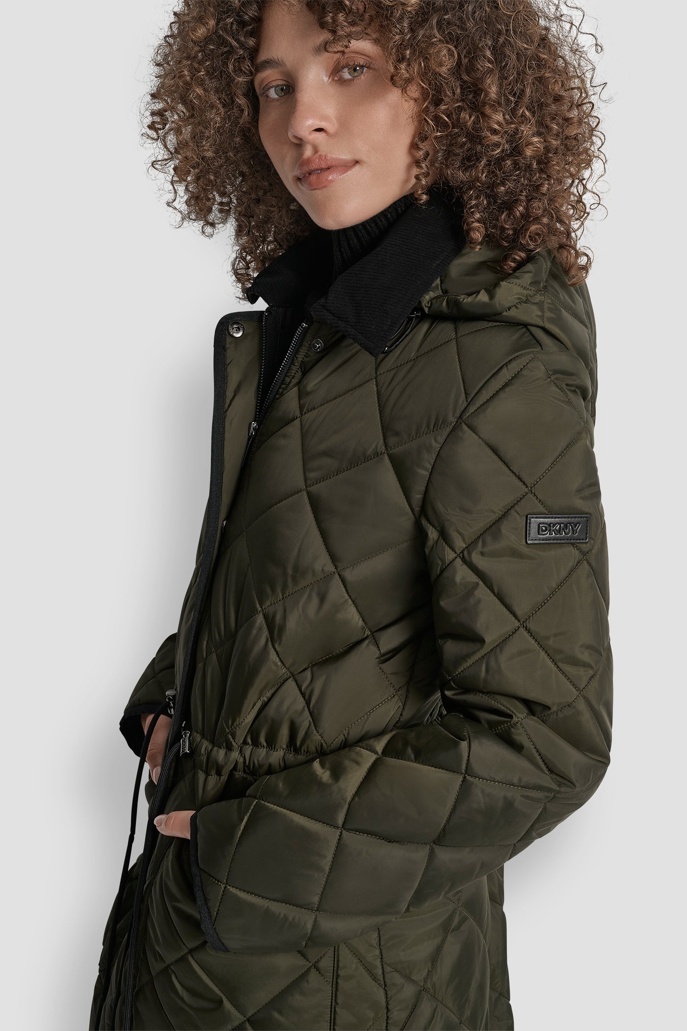 LONG QUILTED COAT WITH FAUX LEATHER COLLAR VIEW 4 | New Arrivals