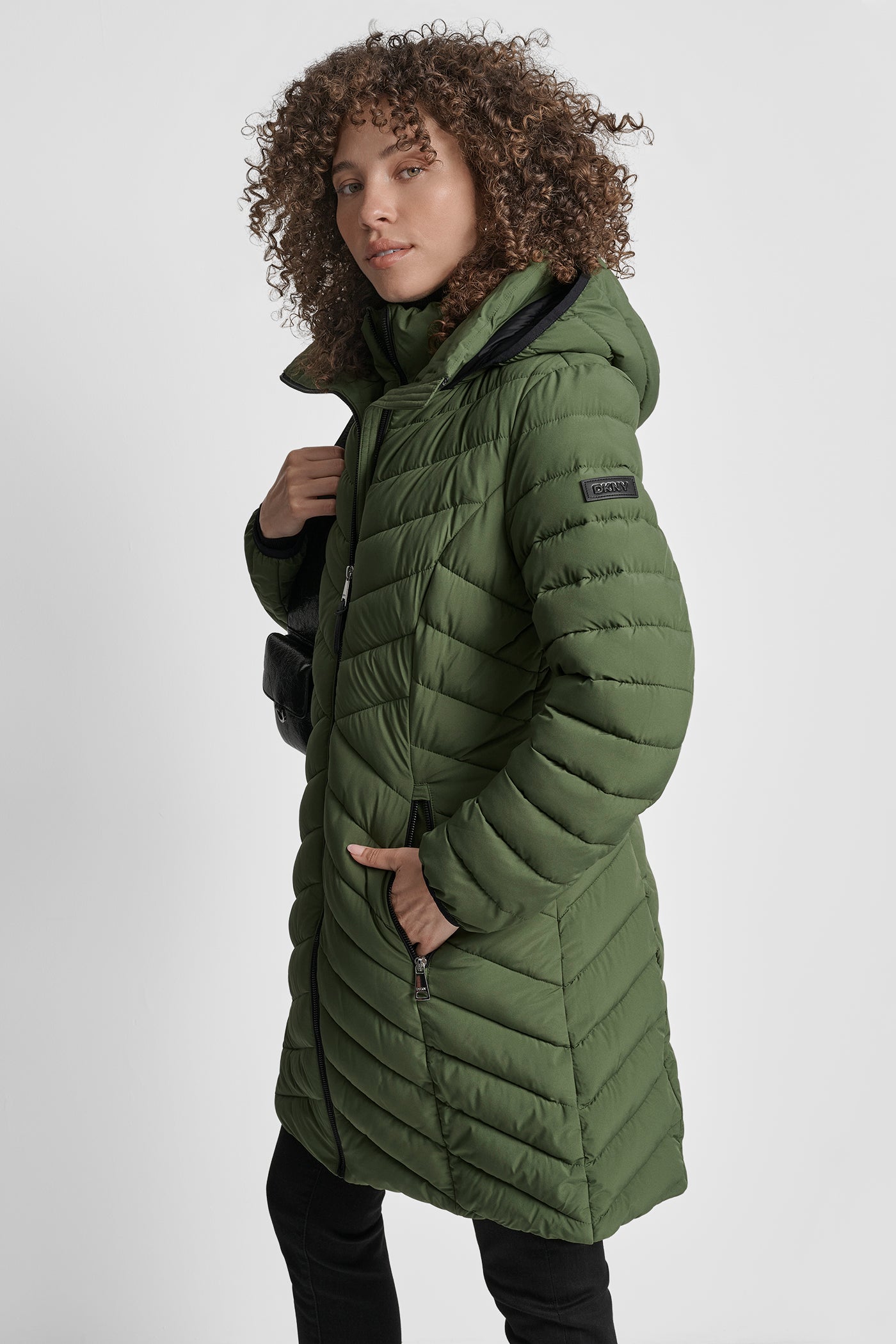 LONG PACKABLE VESTIE WALKER VIEW 3 | New Arrivals