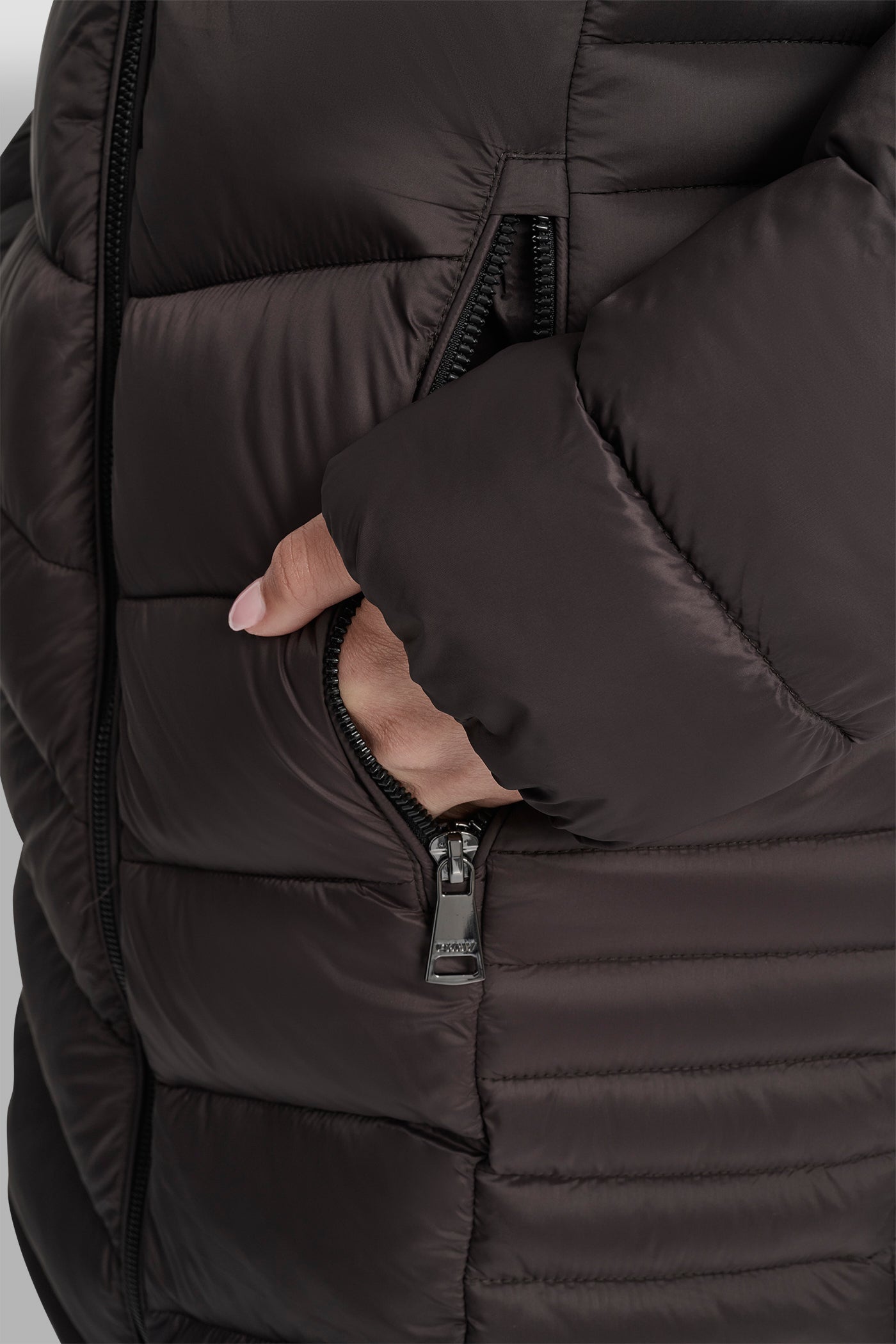 MIDI PUFFER JACKET WITH SIDE POCKETS VIEW 5 | Clothing