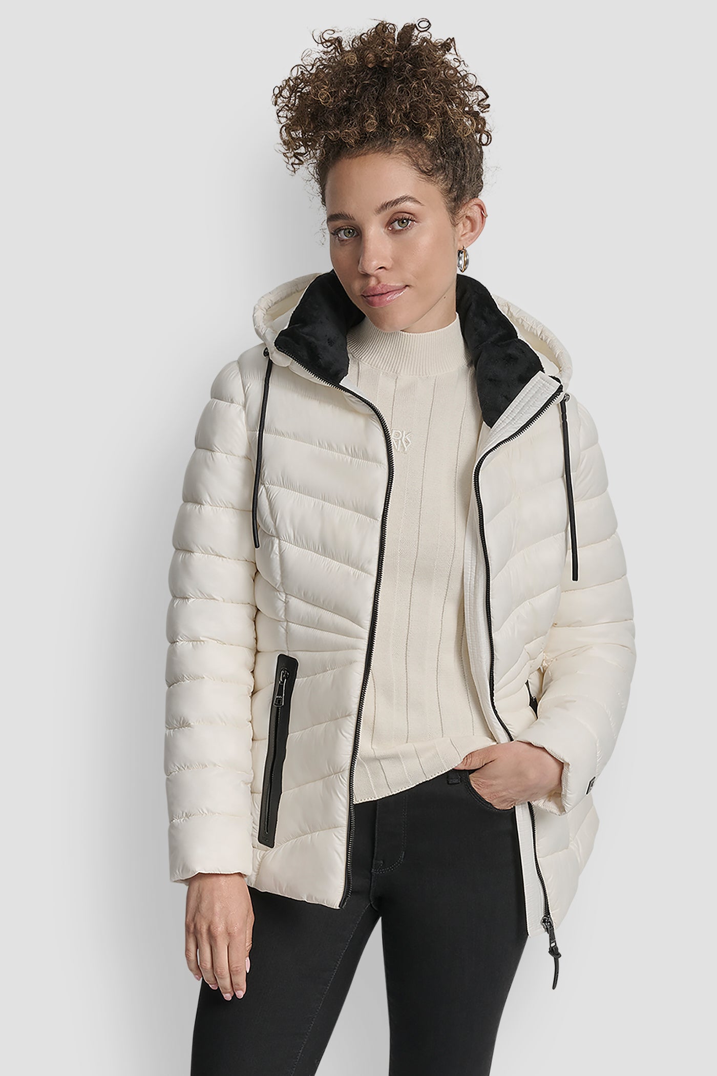 SHORT HOODED PUFFER JACKET VIEW 4 | WOMENS COATS & JACKETS