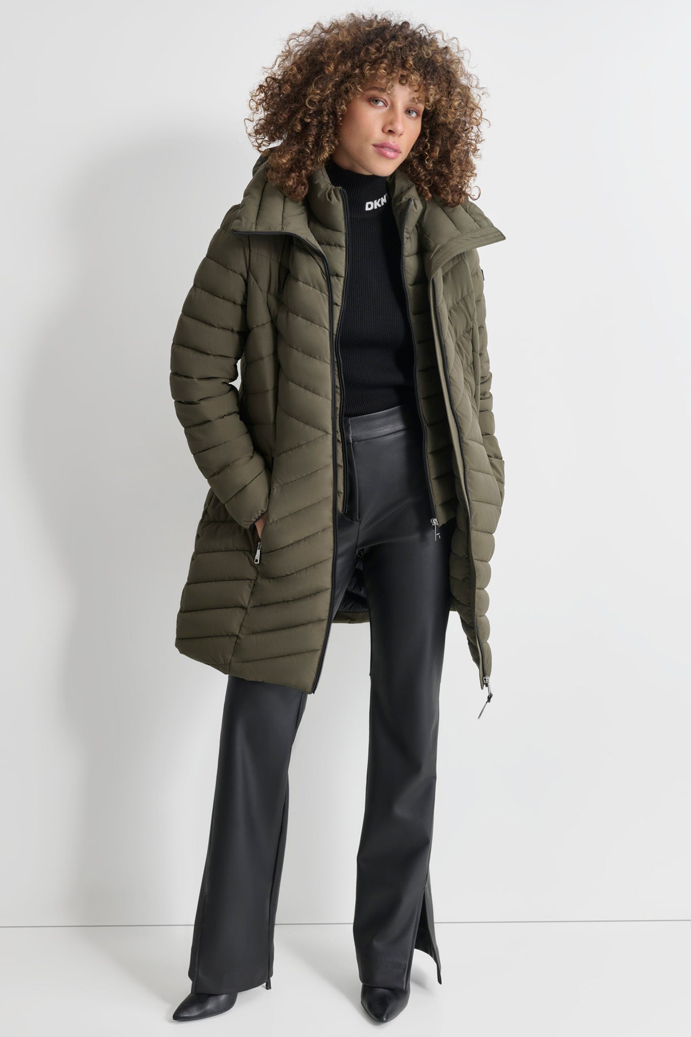 LONG PACKABLE VESTIE WALKER VIEW 8 | DKNY Promo