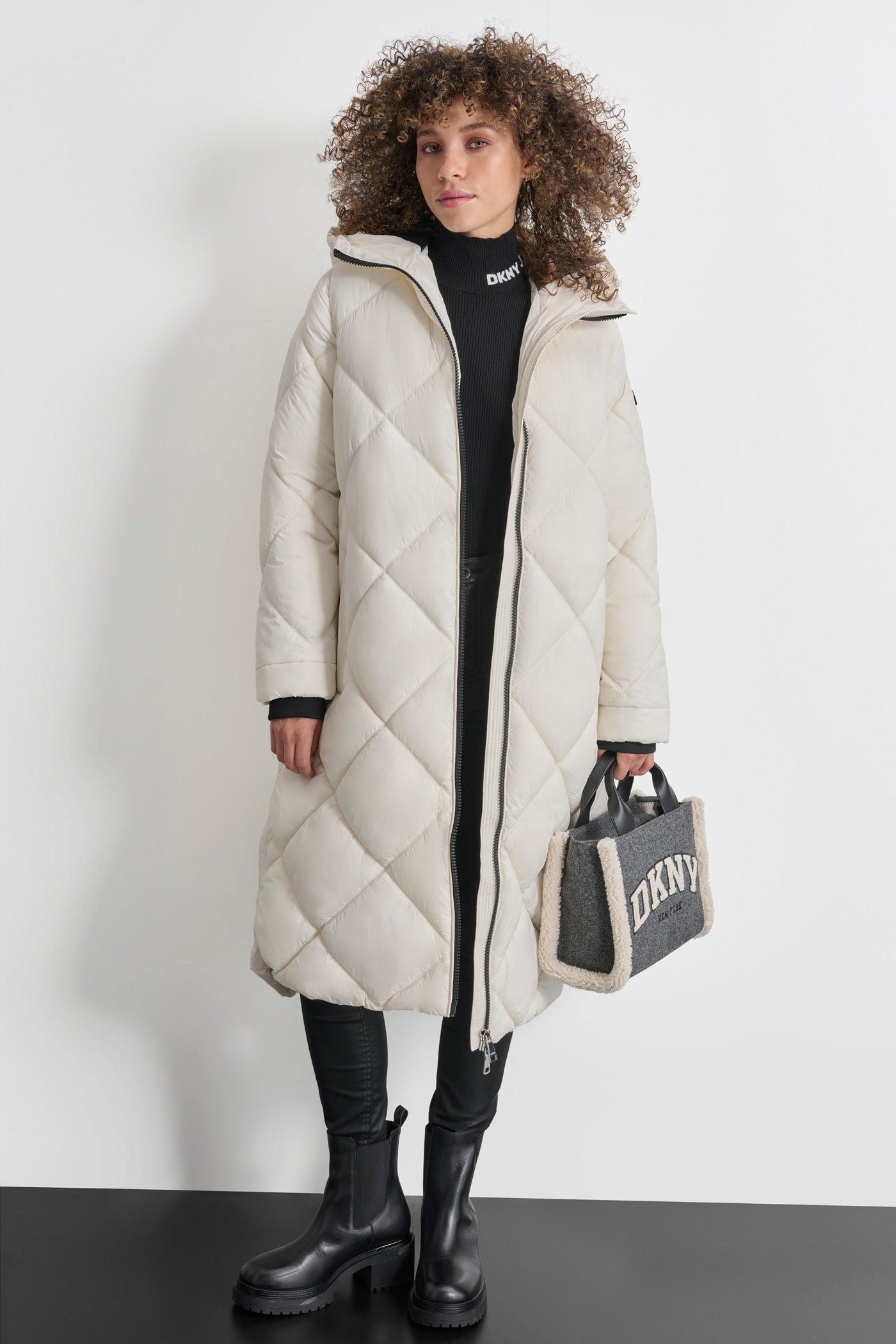 SILKY LONG QUILTED PARKA VIEW 3 | All Products