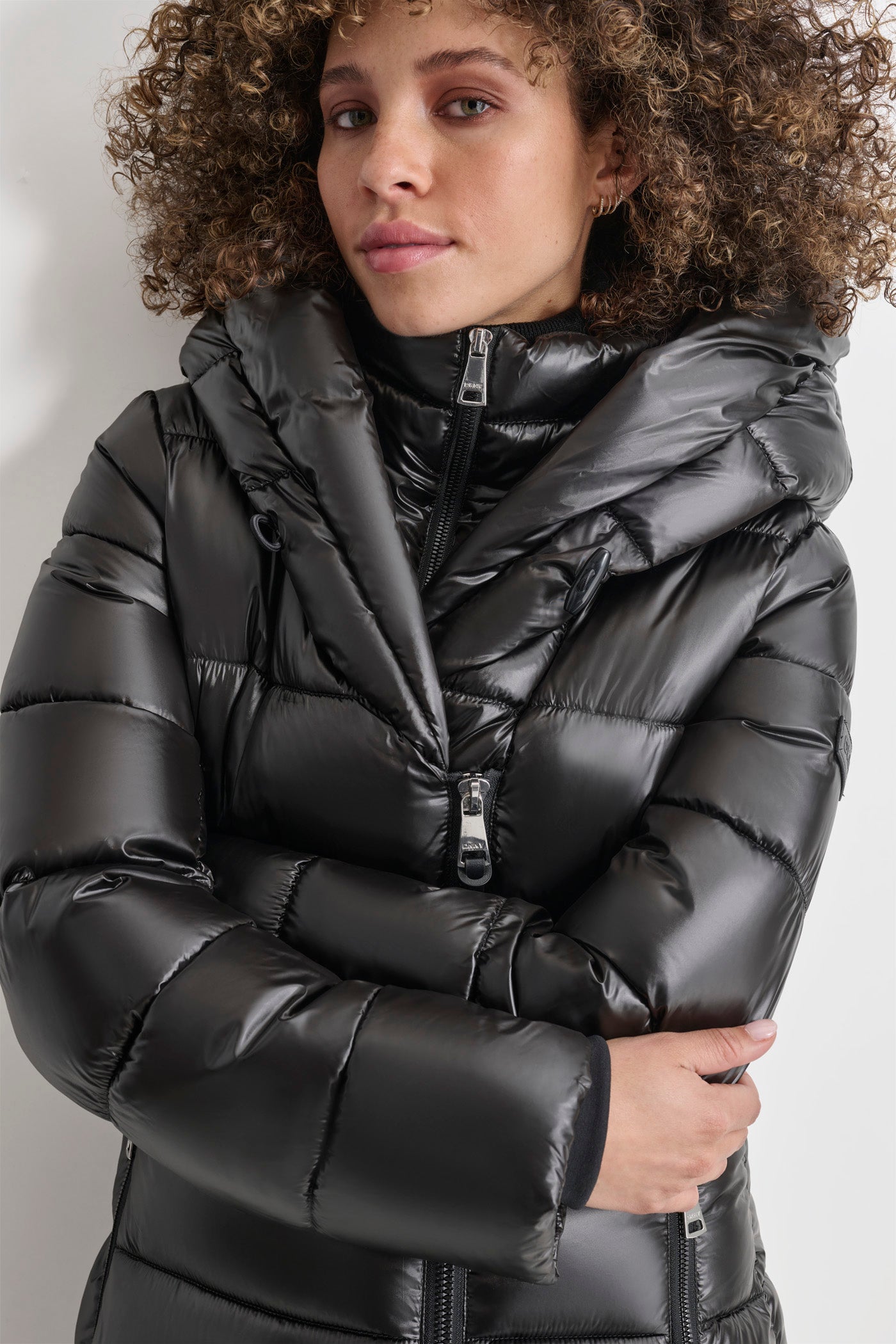 PEARLIZED PUFFER WITH HOOD VIEW 4 | All Products