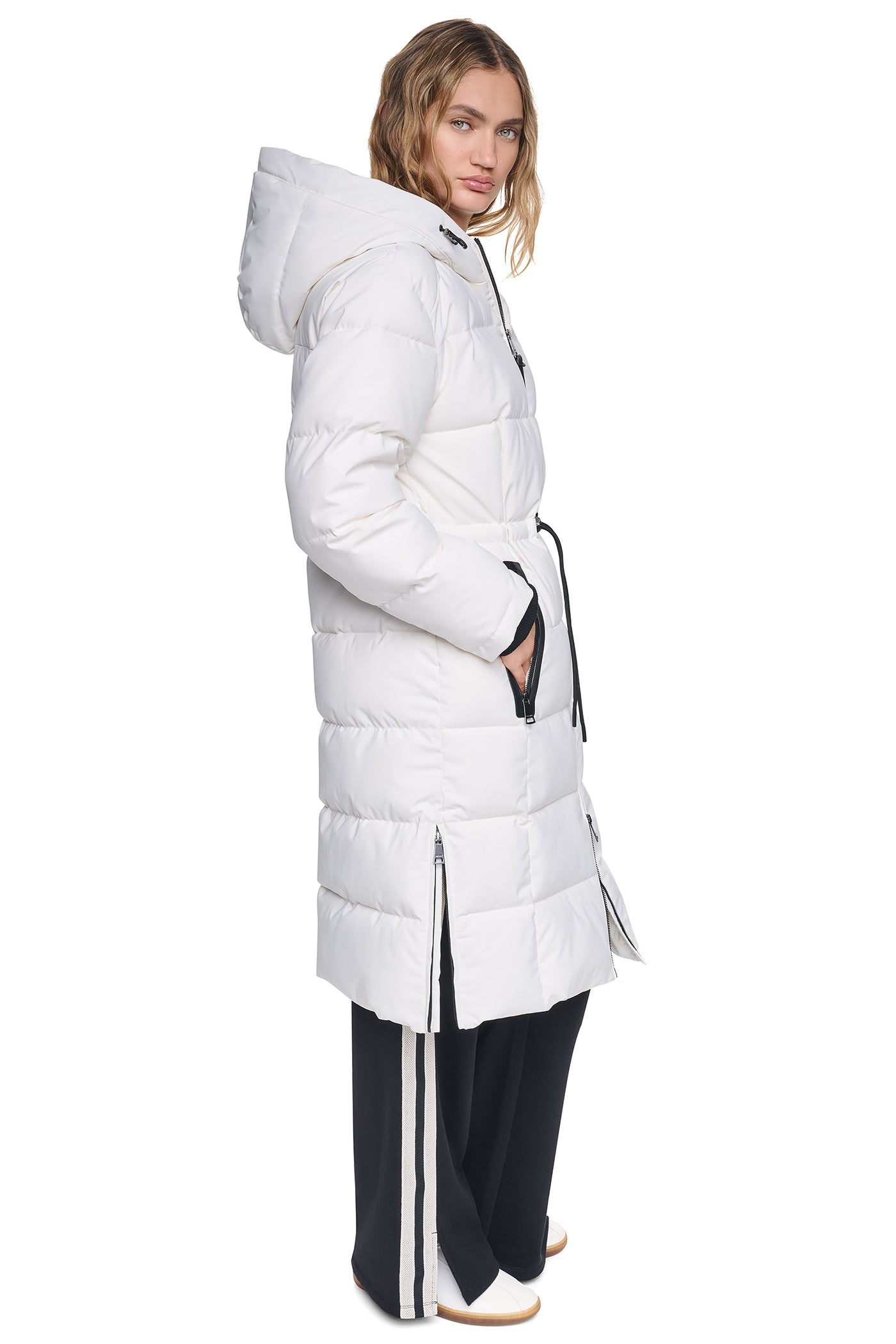 MAXI PUFFER COAT WITH HOOD VIEW 4