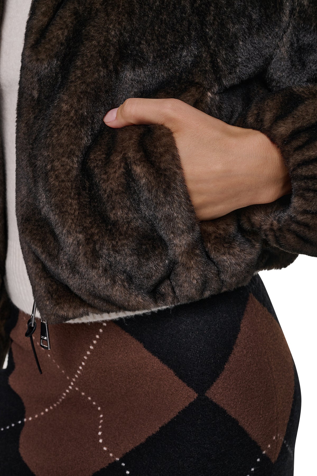 FAUX FUR BUBBLE HEM JACKET VIEW 2