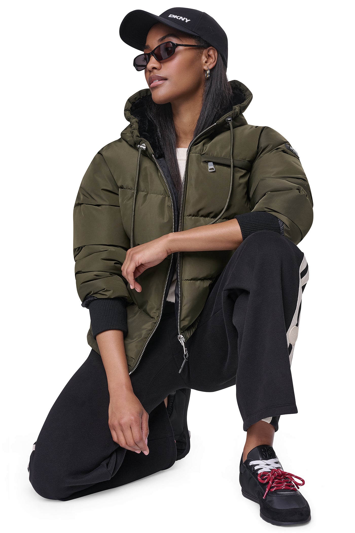 CONTRAST LINED SHORT HOODED PUFFER VIEW 8