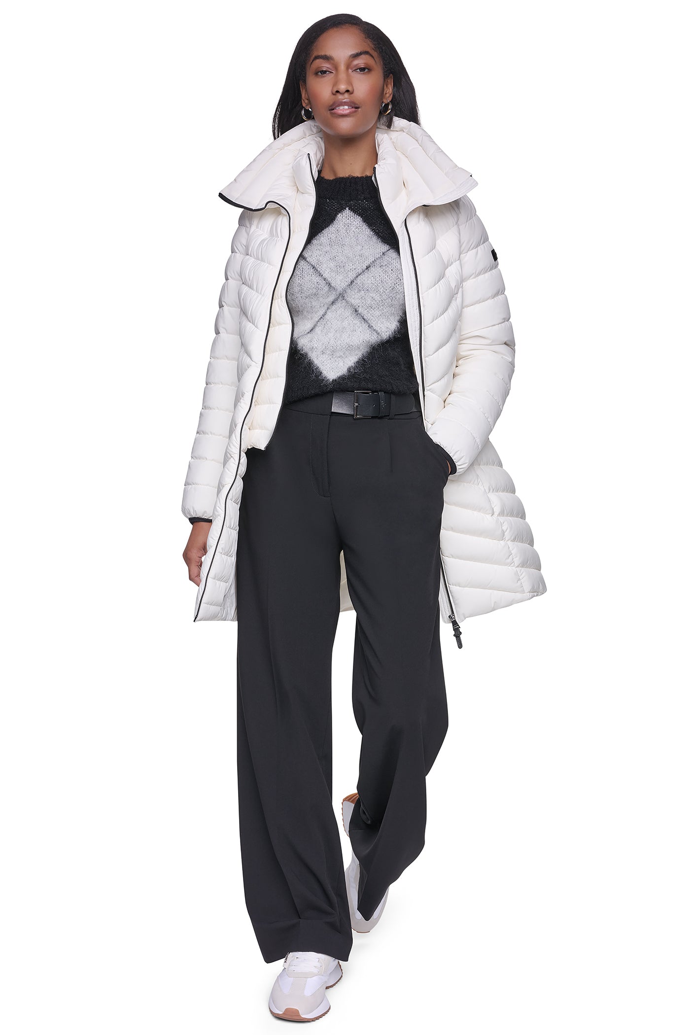 HOODED STAND COLLAR PUFFER VIEW 10