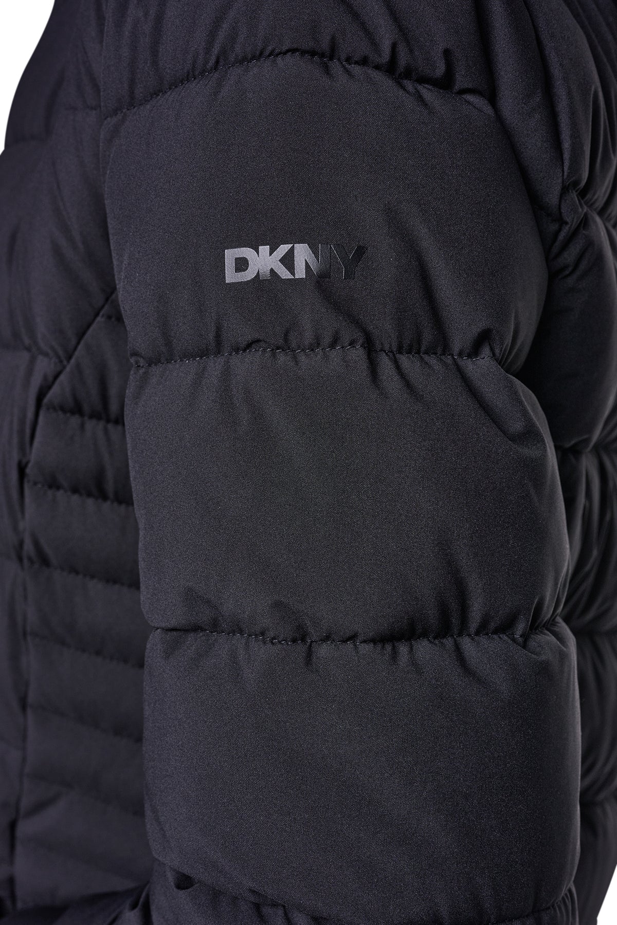 PACKABLE PUFFER VIEW 2