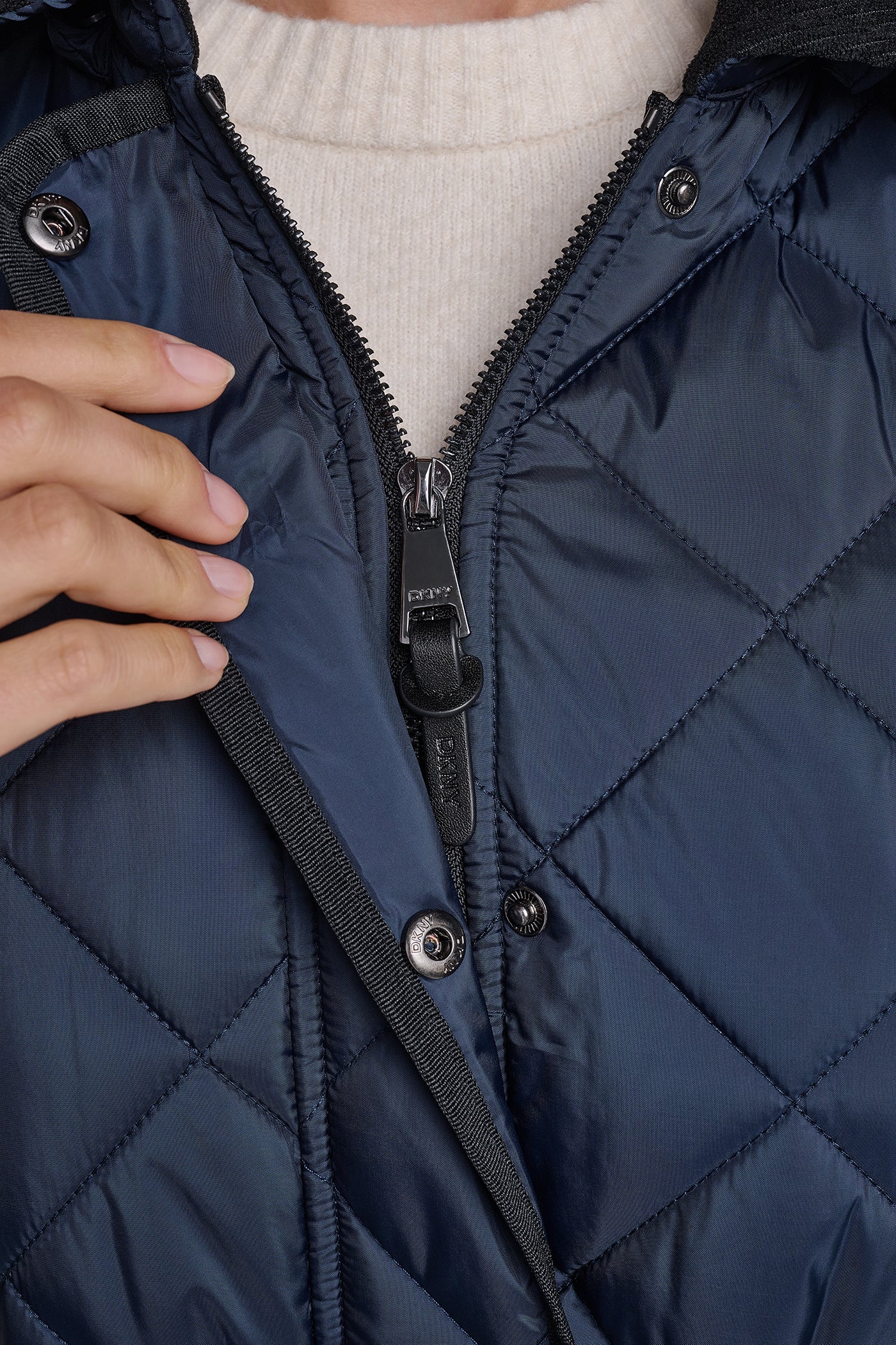 CORDUROY COLLAR HOODED QUILTED COAT VIEW 7