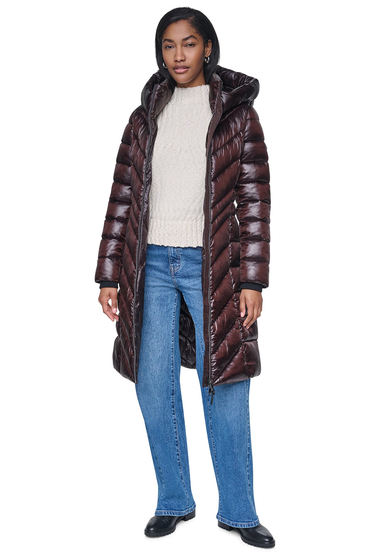 PEARLIZED CHEVRON PUFFER VIEW 2