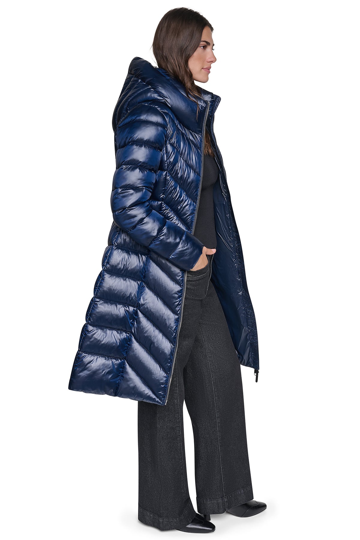 PEARLIZED CHEVRON PUFFER VIEW 2