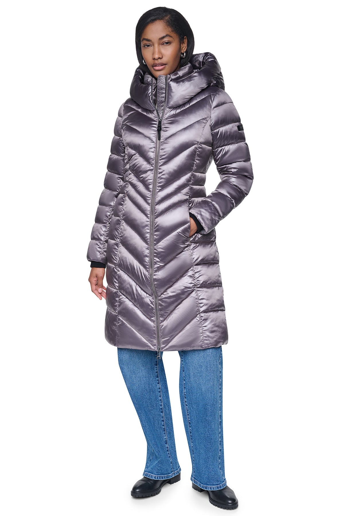 PEARLIZED CHEVRON PUFFER View 1 | Fall Collection
