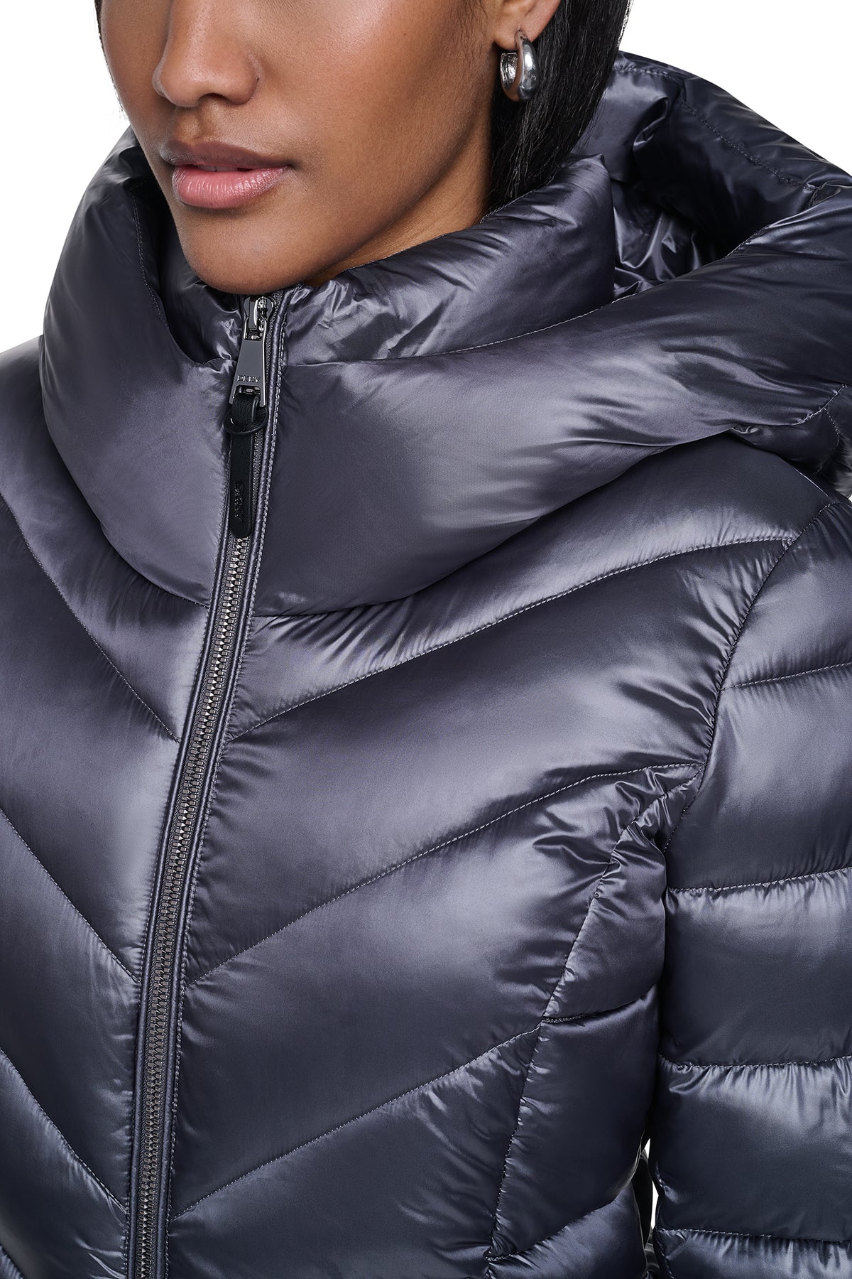 PEARLIZED CHEVRON PUFFER VIEW 2