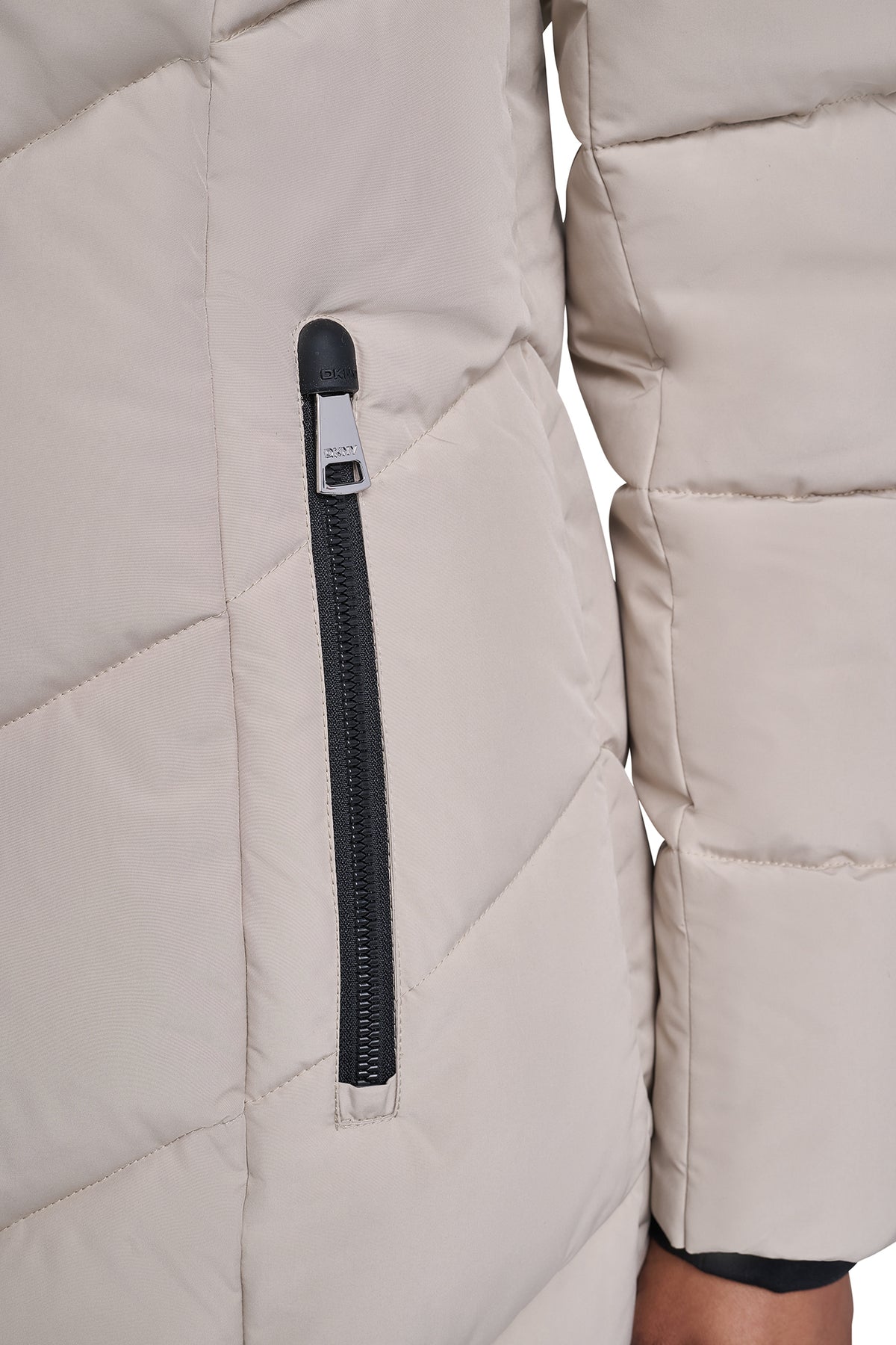 MAXI CHEVRON PUFFER VIEW 2