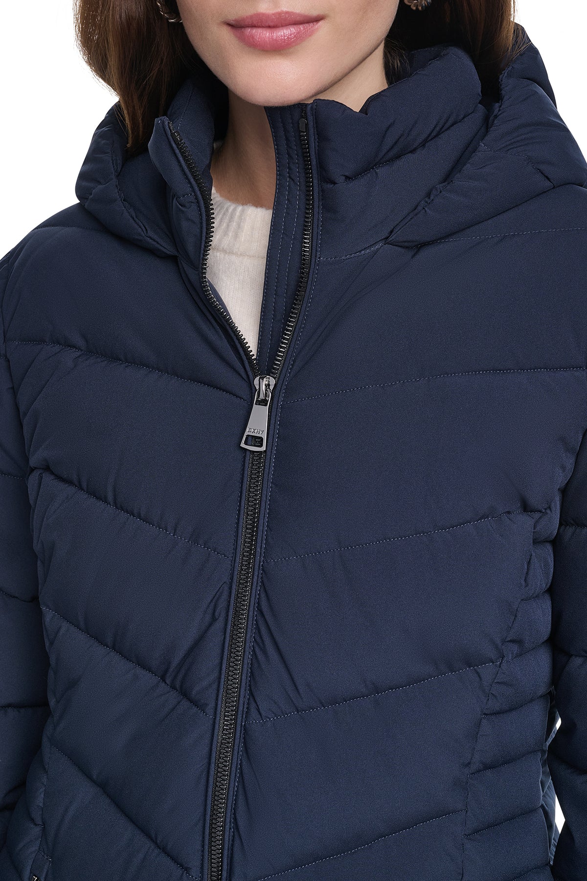 PACKABLE PUFFER VIEW 2
