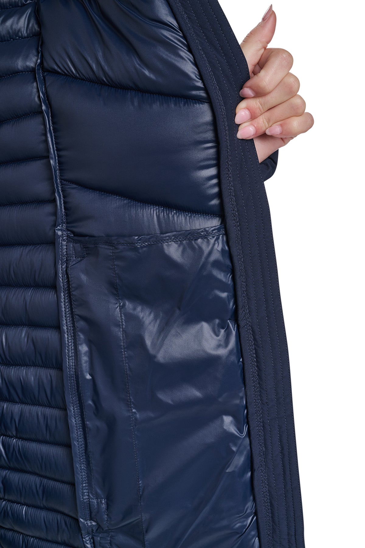 PACKABLE PUFFER VIEW 2