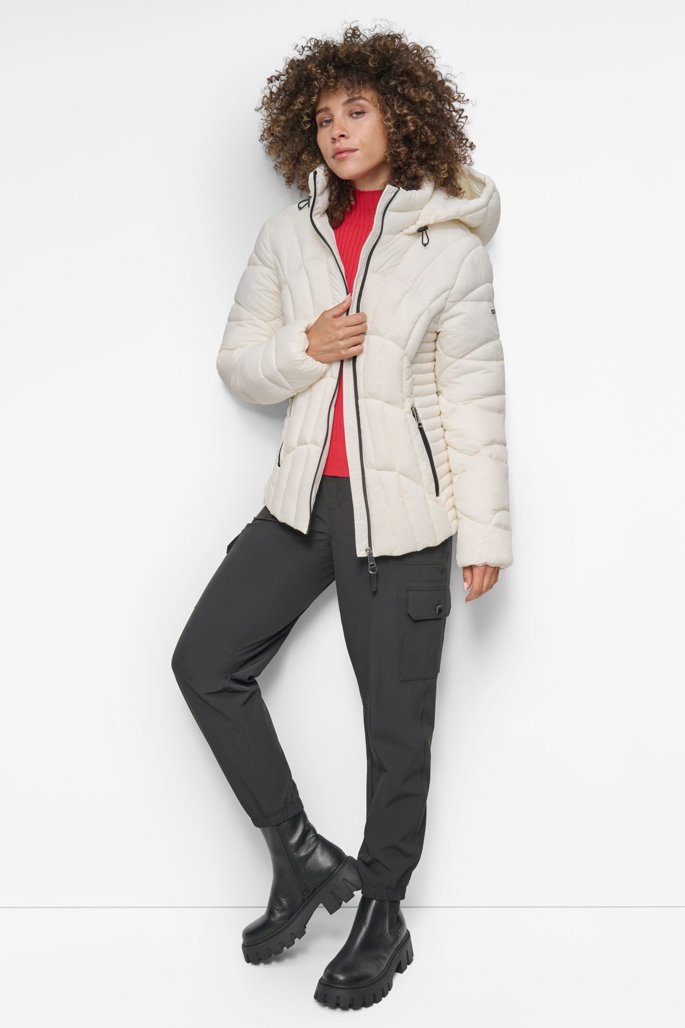 HOODED LIGHTWEIGHT PUFFER