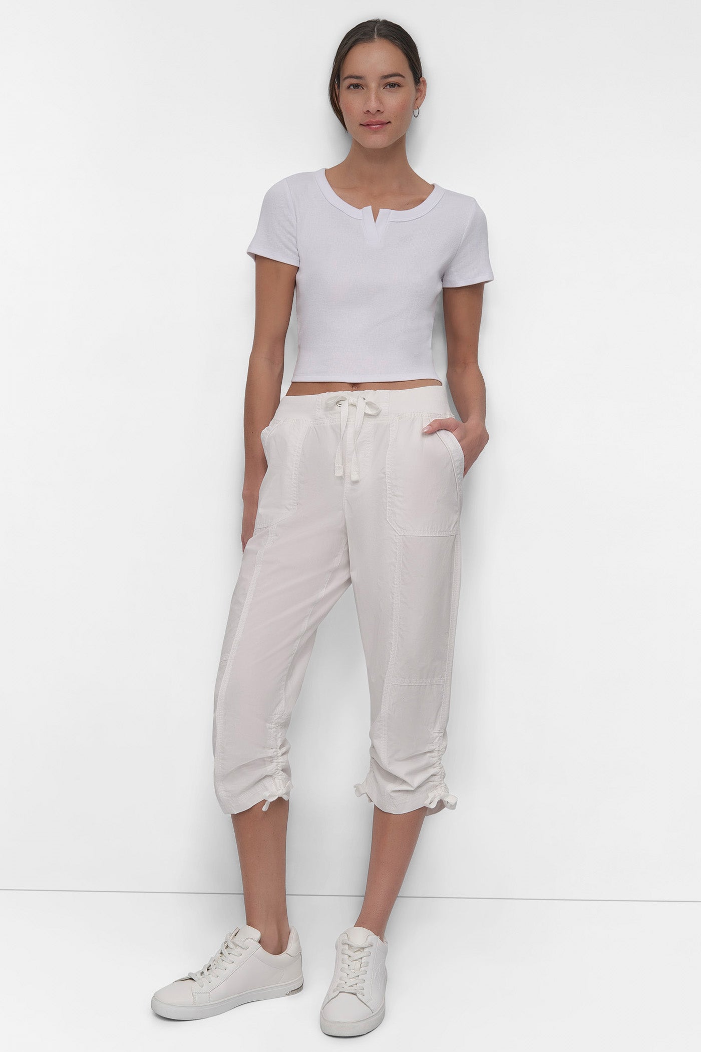 CROPPED NOTCH NECK PERFORMANCE TEE VIEW 8 | SALE TOPS AND SWEATERS
