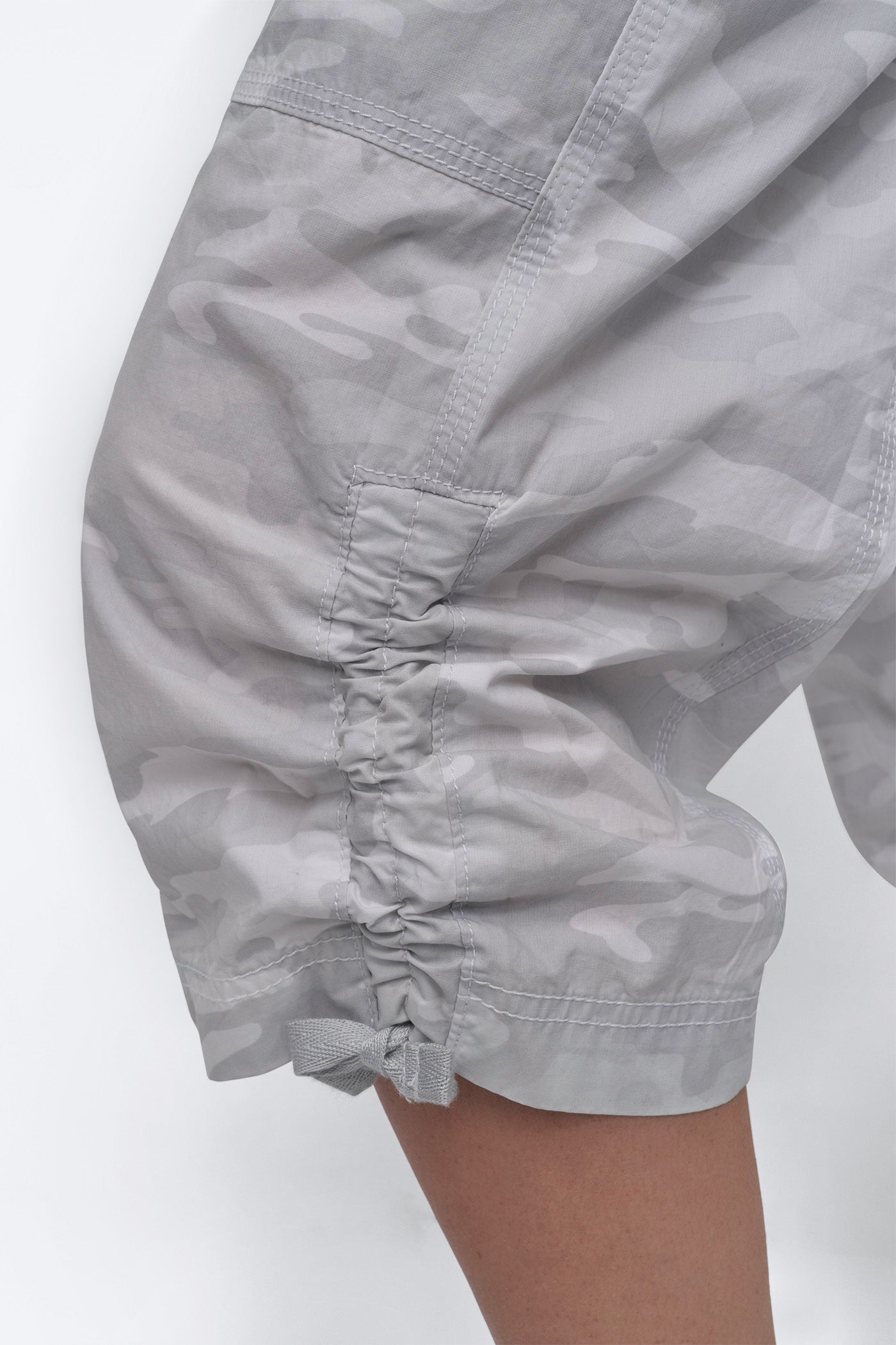 HIGH-RISE SHIRRED UTILITY CAPRI PANT VIEW 5 | Pants & Denim