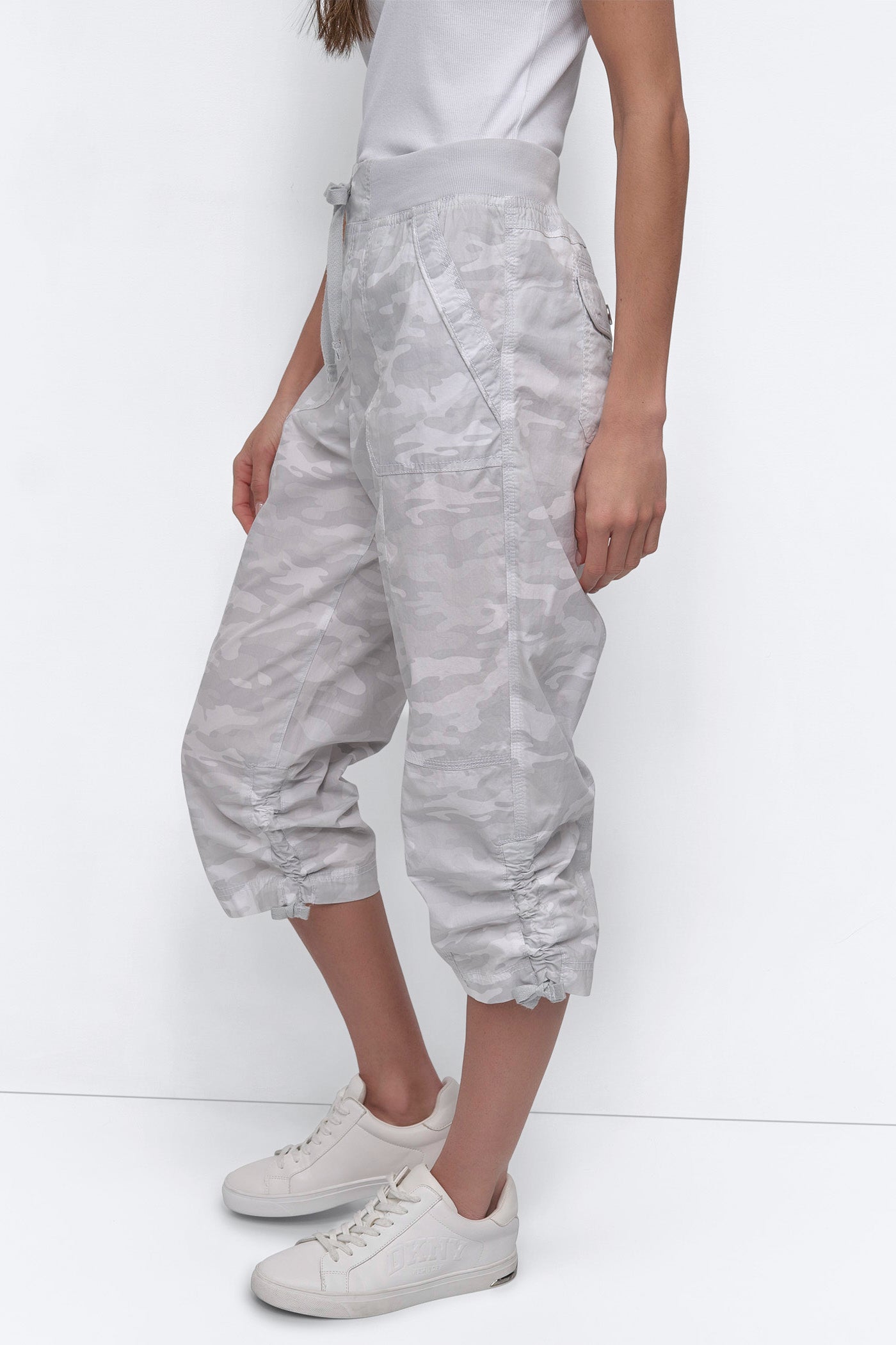 HIGH-RISE SHIRRED UTILITY CAPRI PANT VIEW 3 | Pants & Denim