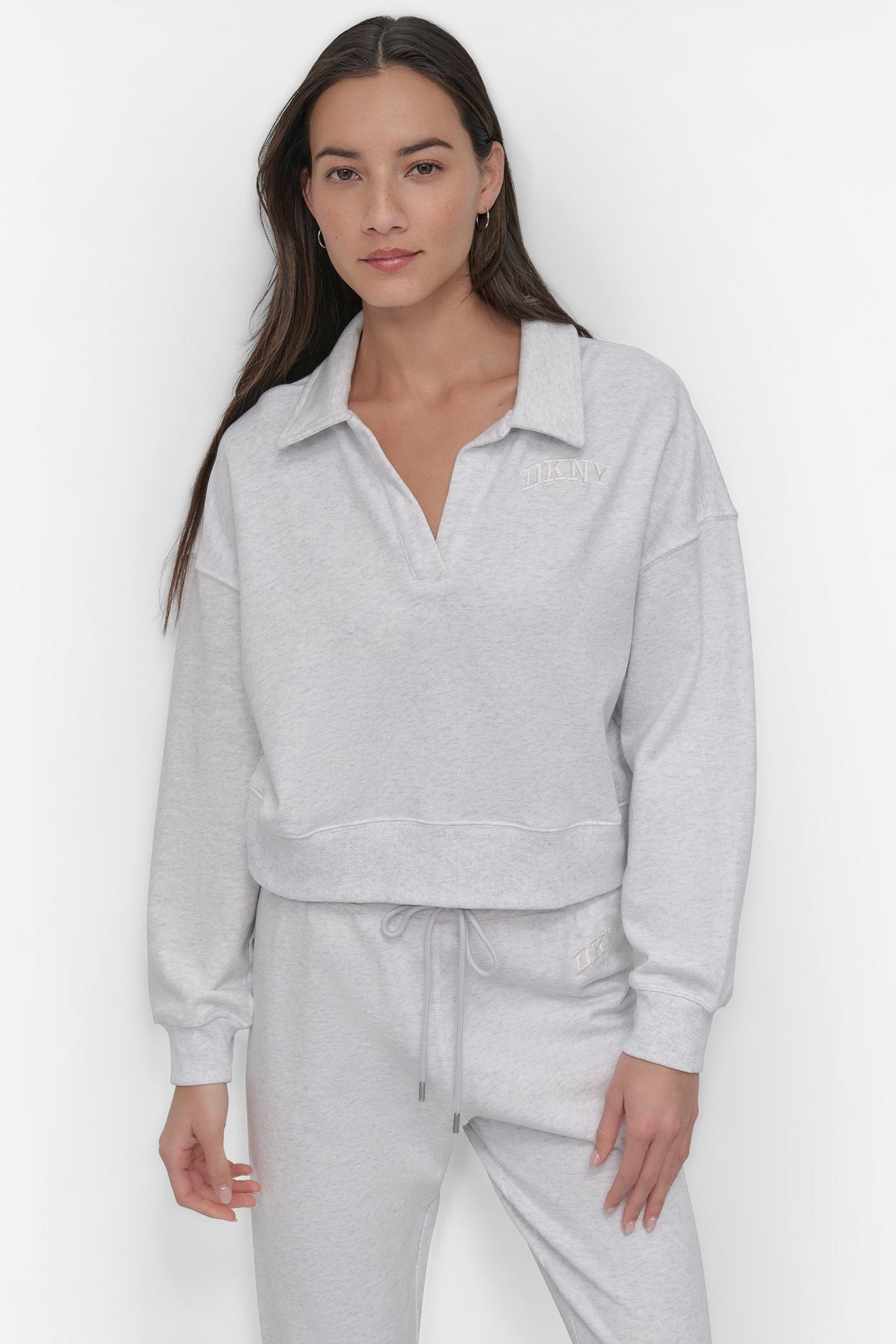 OPTIC HEATHER CROPPED VARSITY LOGO POLO SWEATSHIRT, FRONT VIEW | DKNY Sport