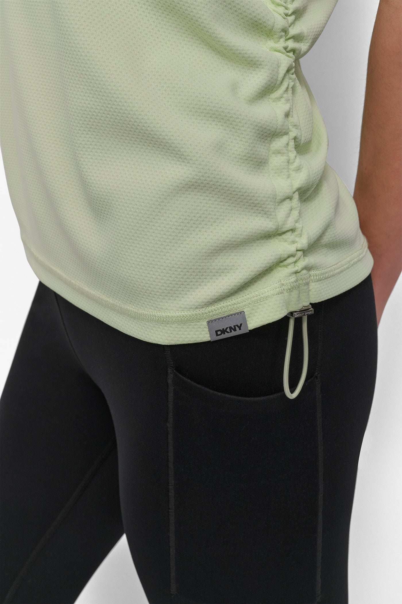 RUCHED TECH-MESH PERFORMANCE TEE VIEW 5 | DKNY Sport