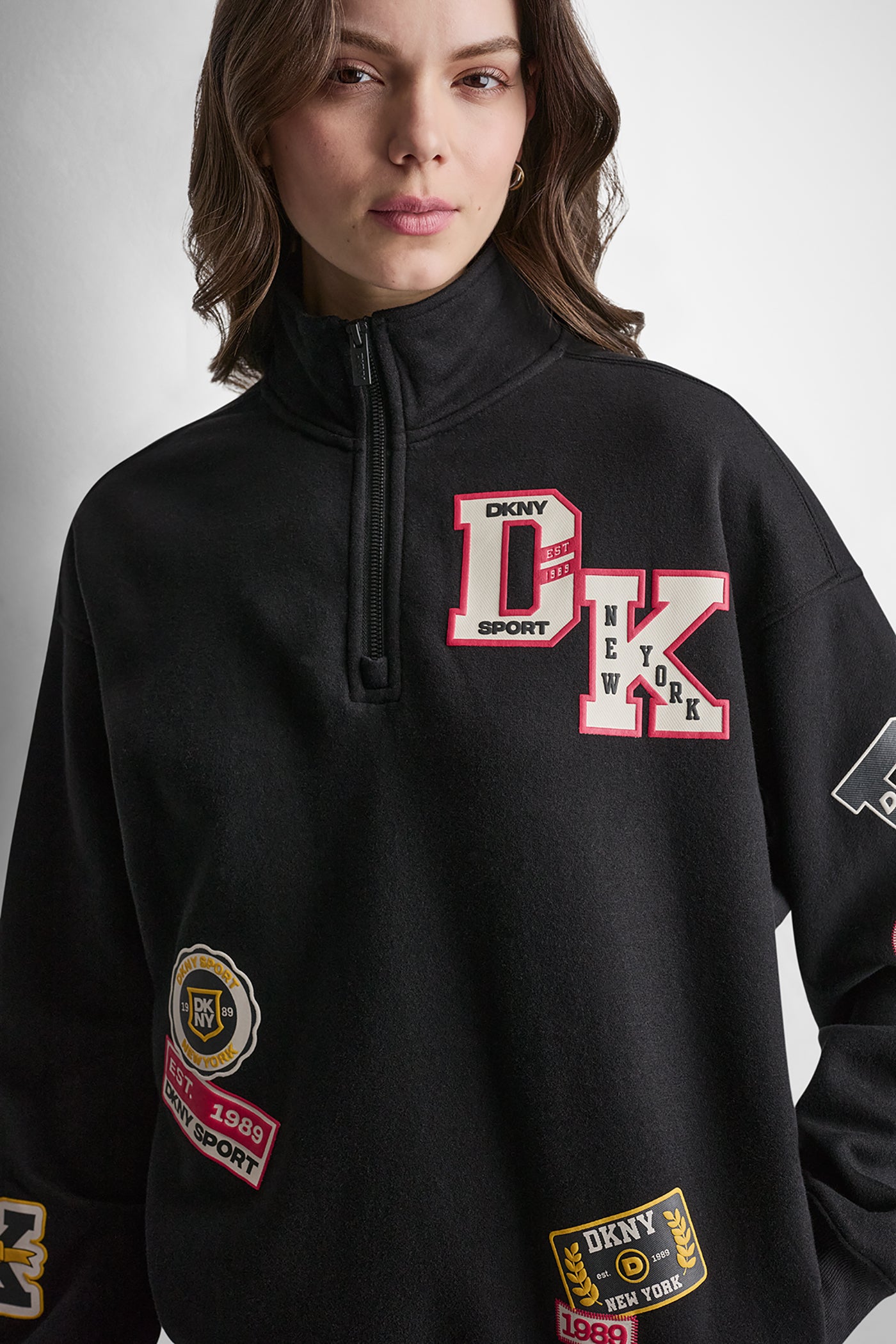 CAMPUS PATCH OVERSIZED QUARTER-ZIP VIEW 8