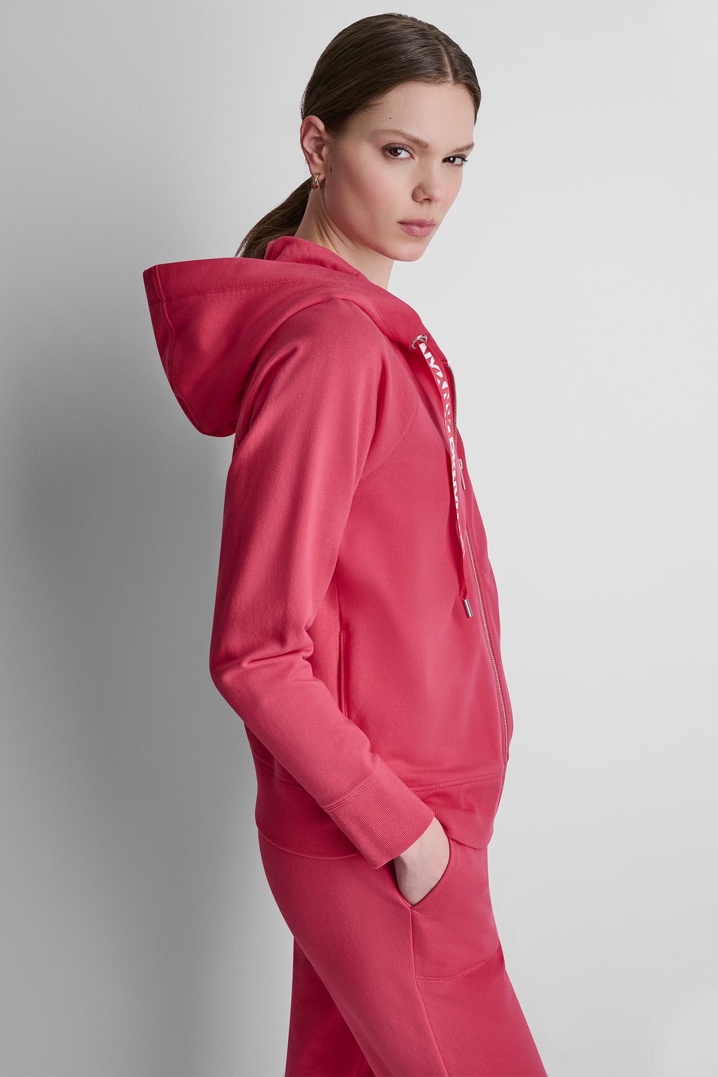 TWO-TONE LOGO DRAWSTRING HOODIE VIEW 4 | DKNY Promo