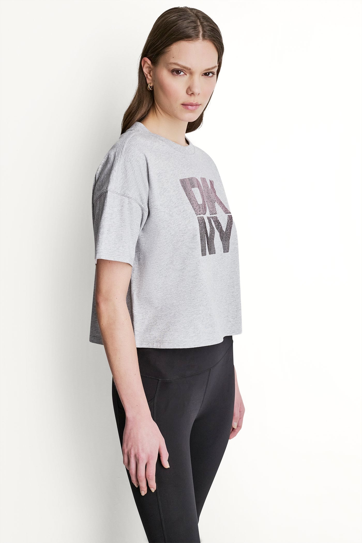 STACKED OMBRE RHINESTONE LOGO TEE VIEW 4 | New clothing