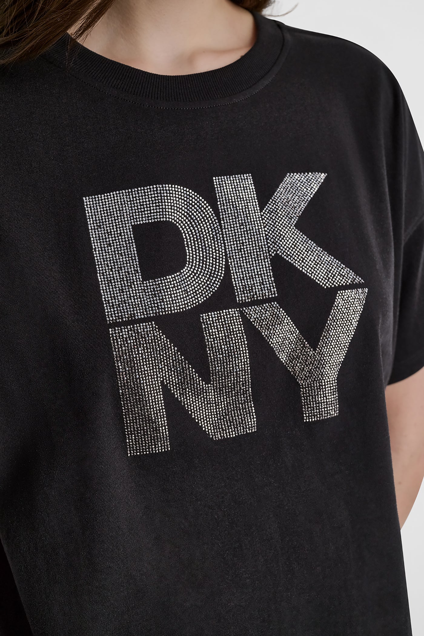 Black/Silver Gunmetal STACKED OMBRE RHINESTONE LOGO TEE, BACK VIEW | DKNY Promo