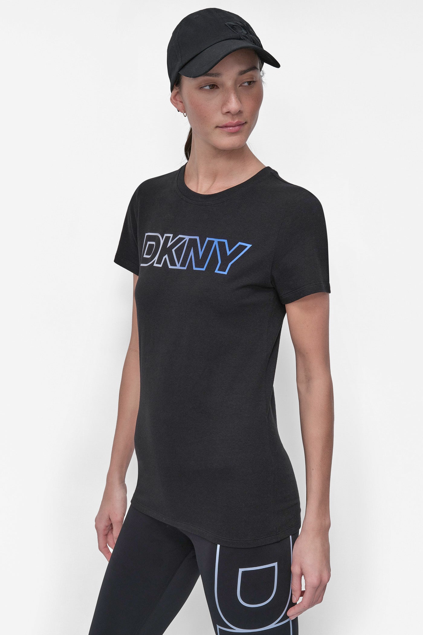 OMBRÉ LOGO PERFORMANCE TEE VIEW 3 | Clothing
